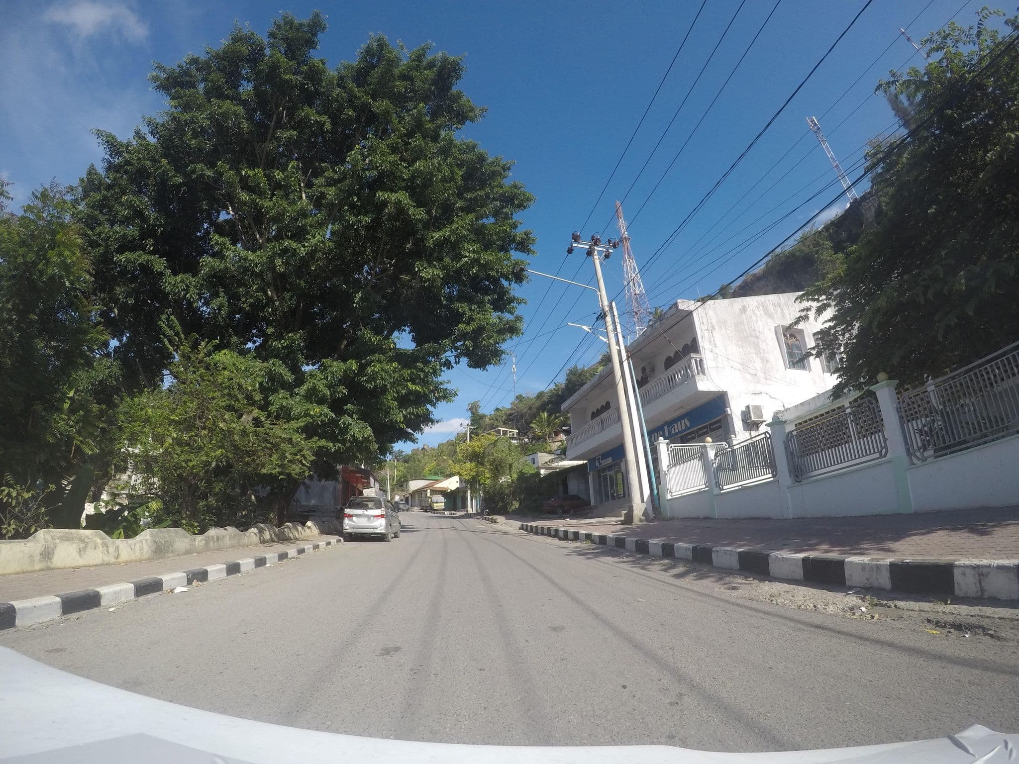 Street view near Guesthouse Loro-Sae, Baukau — © nunocaldeira (CC BY-SA · Mapillary)