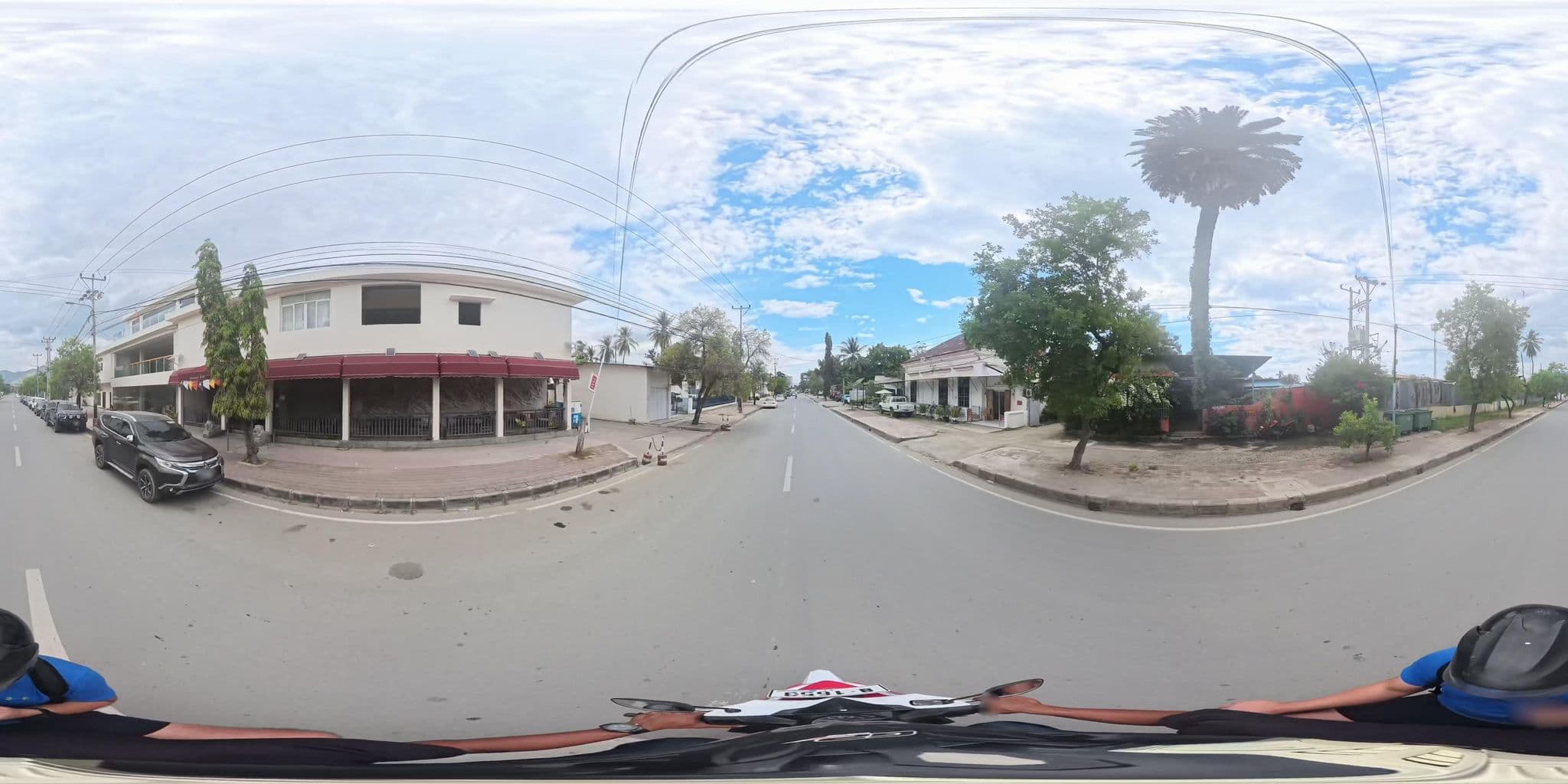 Street view near Plaza Hotel Executive Wing, Dili — © kahbeng (CC BY-SA · Mapillary)