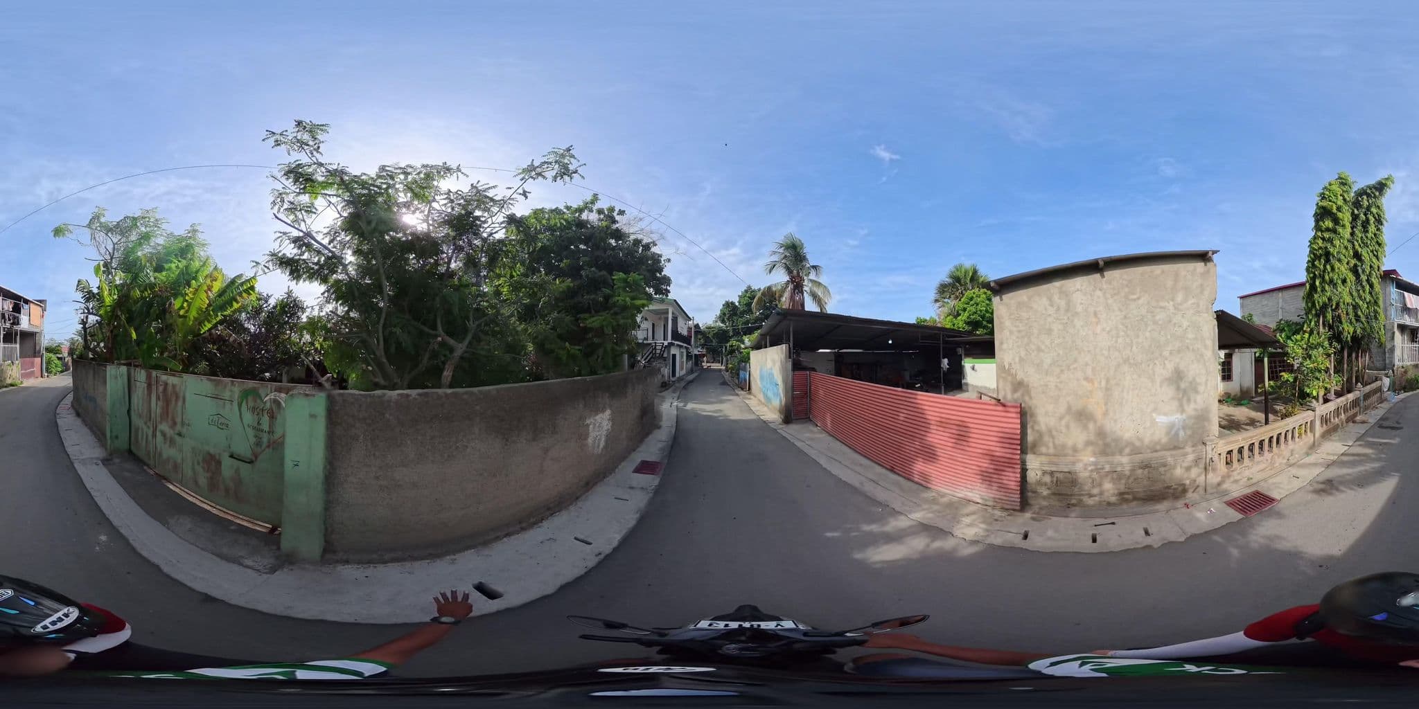 Street view near DaTerra hostel & snack-bar, Dili — © kahbeng (CC BY-SA · Mapillary)