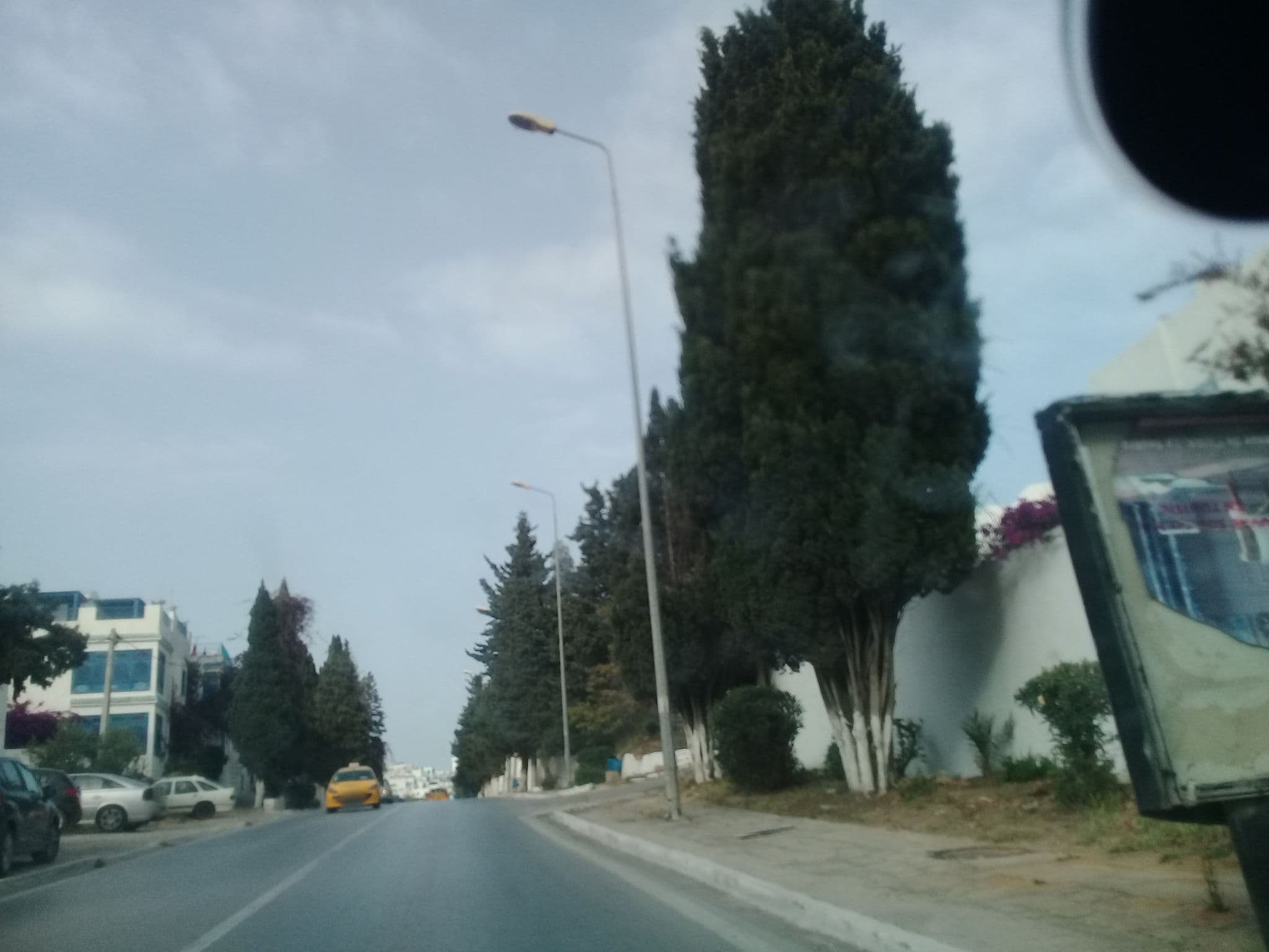 Street view near Amilcar, Sidi Bou Said — © graphicom (CC BY-SA · Mapillary)