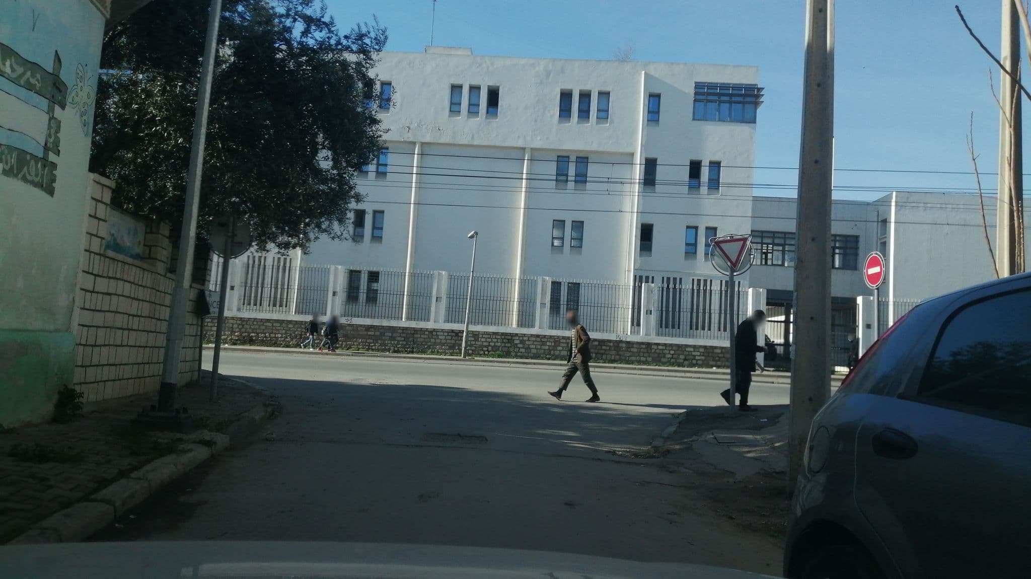 Street view near Résidence Inn, Tunis — © yahmadi (CC BY-SA · Mapillary)