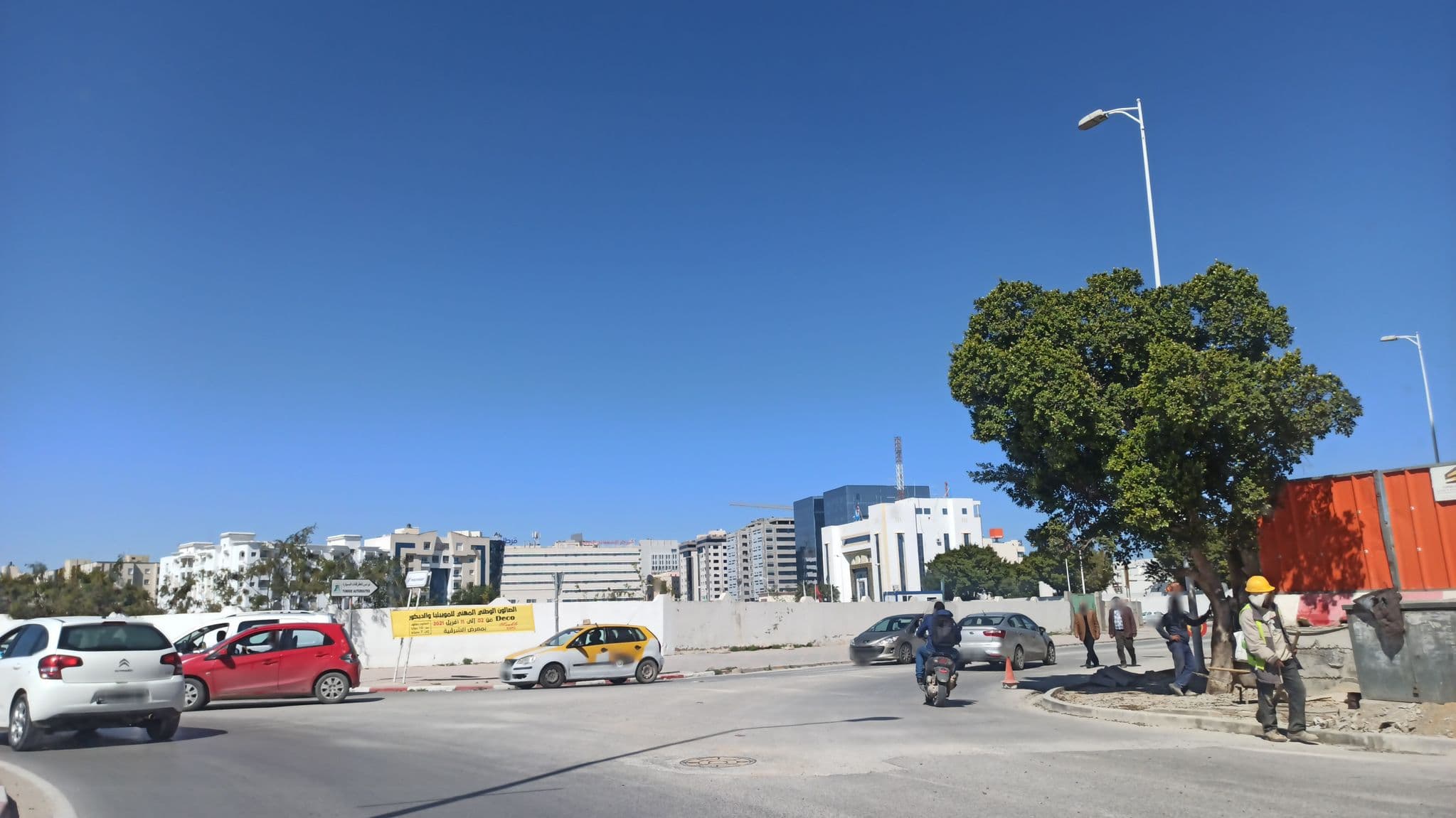 Street view near Royal ASBU, Aryanah — © ghassen98 (CC BY-SA · Mapillary)