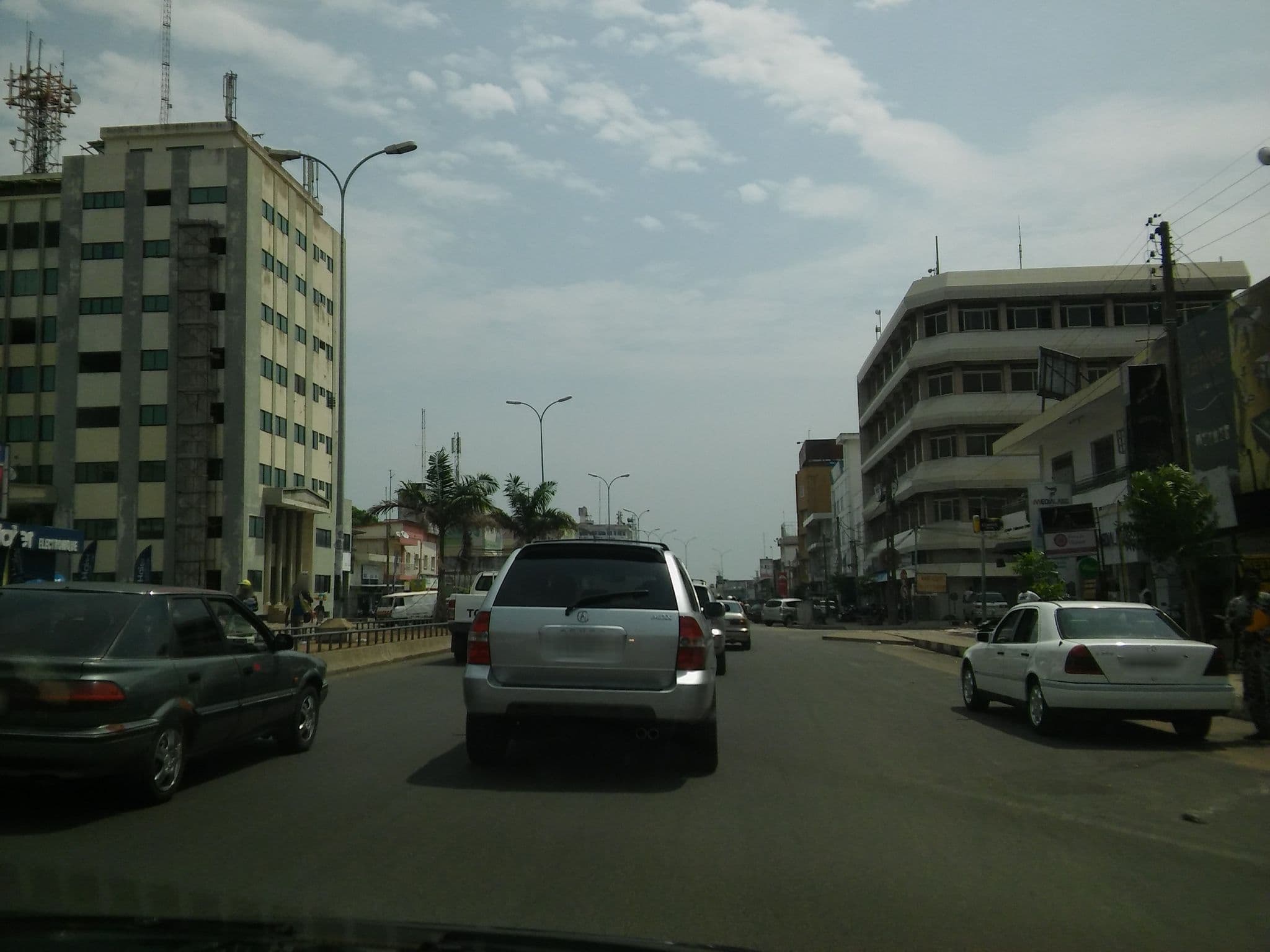 Street view near Pension le Souvenir, Cotonou — © saliousoft (CC BY-SA · Mapillary)