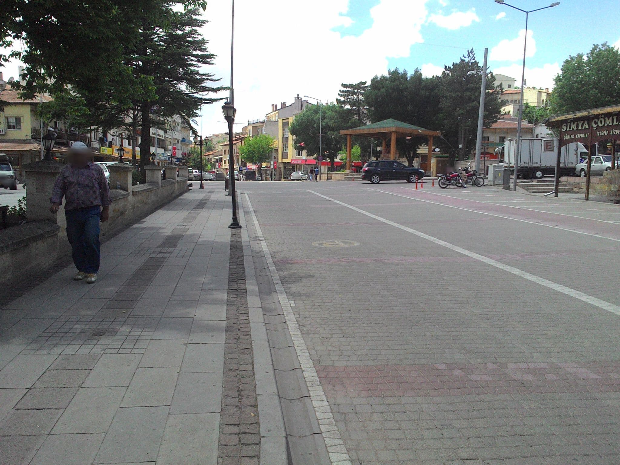 Street view near Zelve, Avanos — © katpatuka (CC BY-SA · Mapillary)