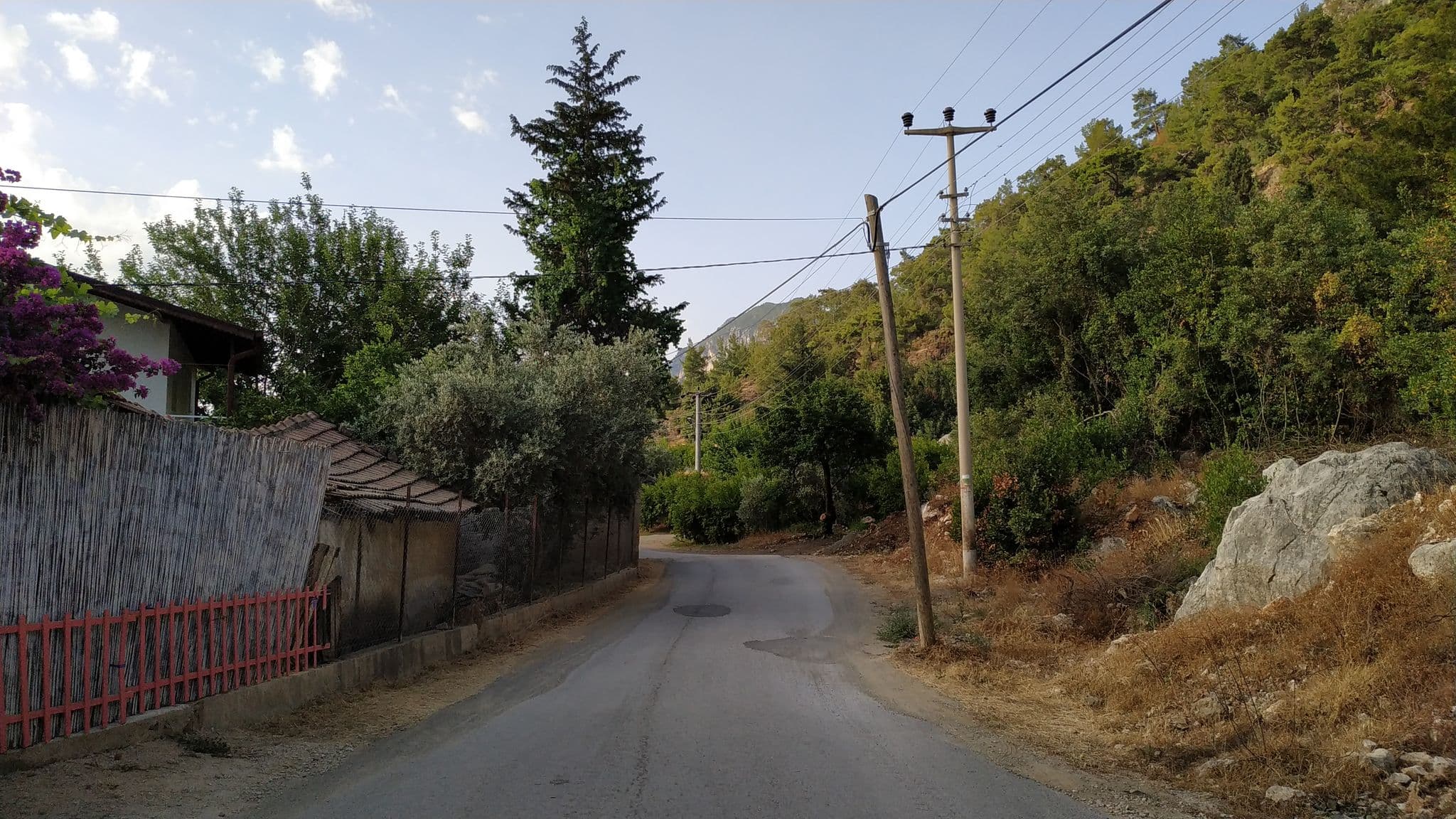 Street view near Özge Hotel Bungalow, Ulupınar — © limping (CC BY-SA · Mapillary)