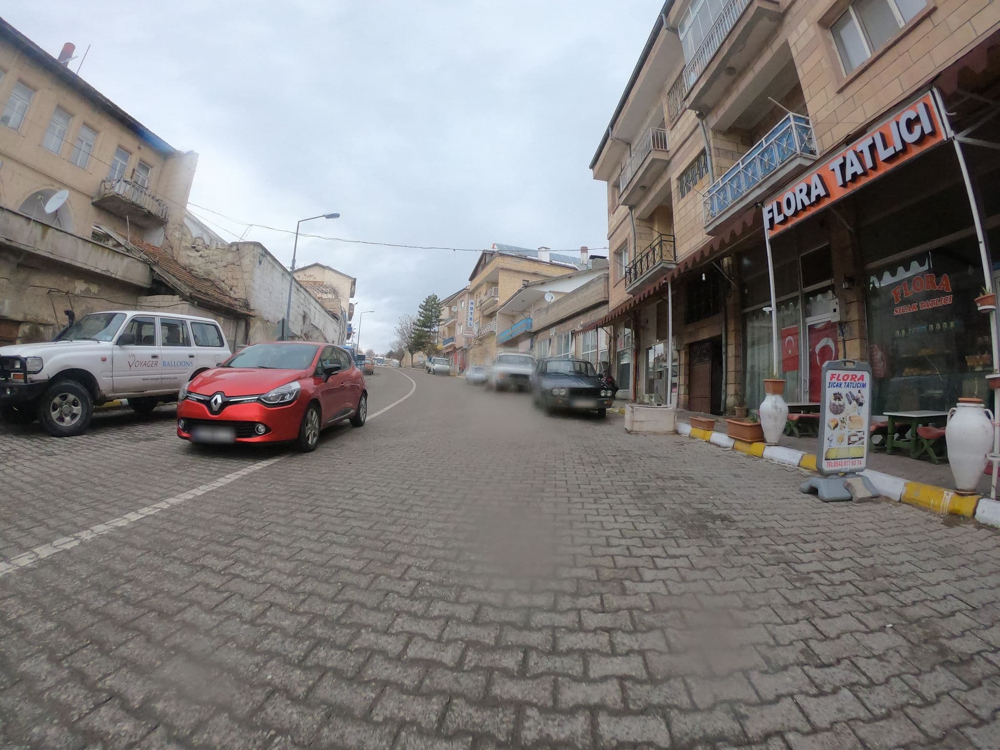 Street view near Gümüş, Göreme