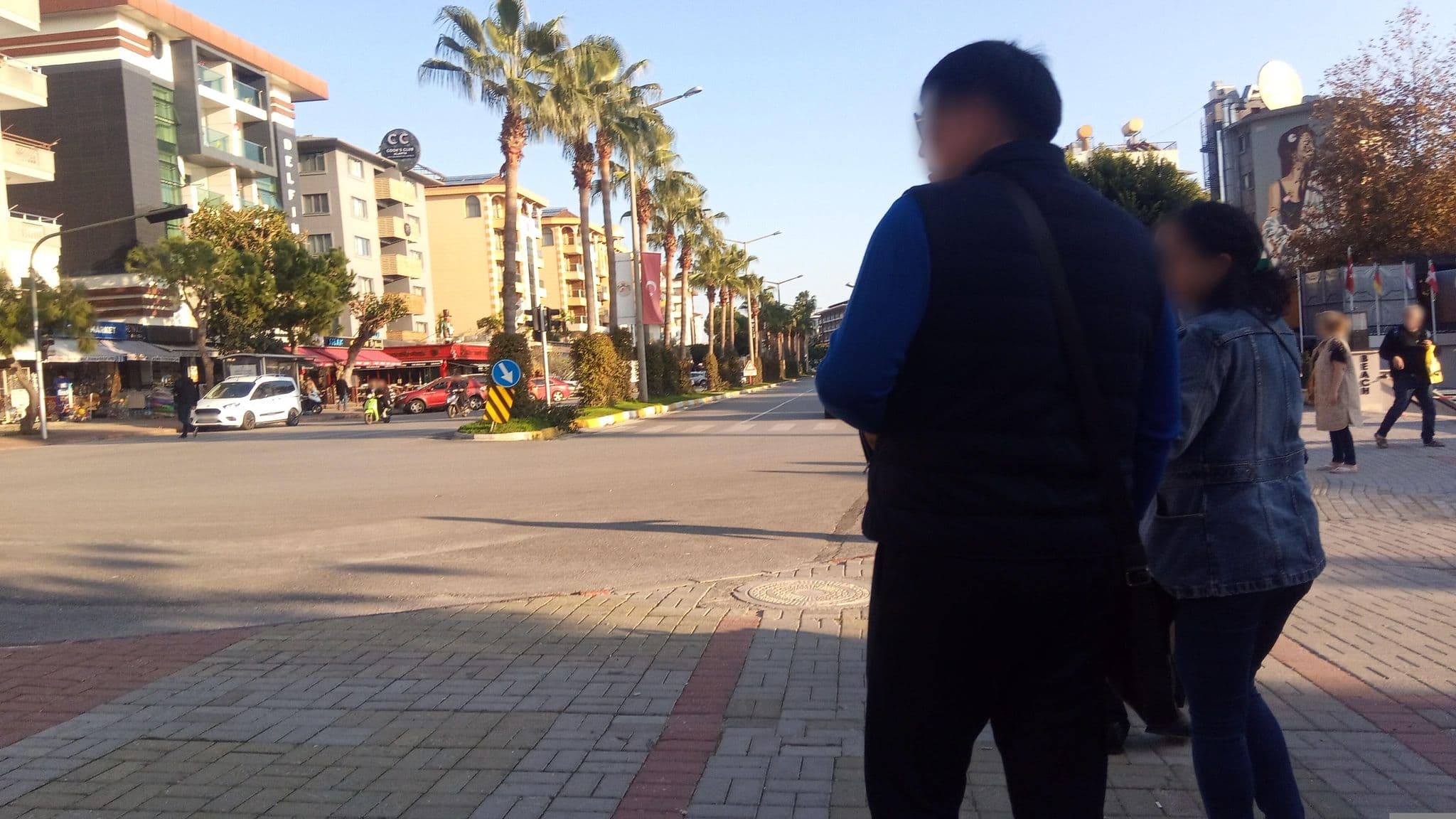 Street view near Alladin Beach, Alanya — © shoorick (CC BY-SA · Mapillary)