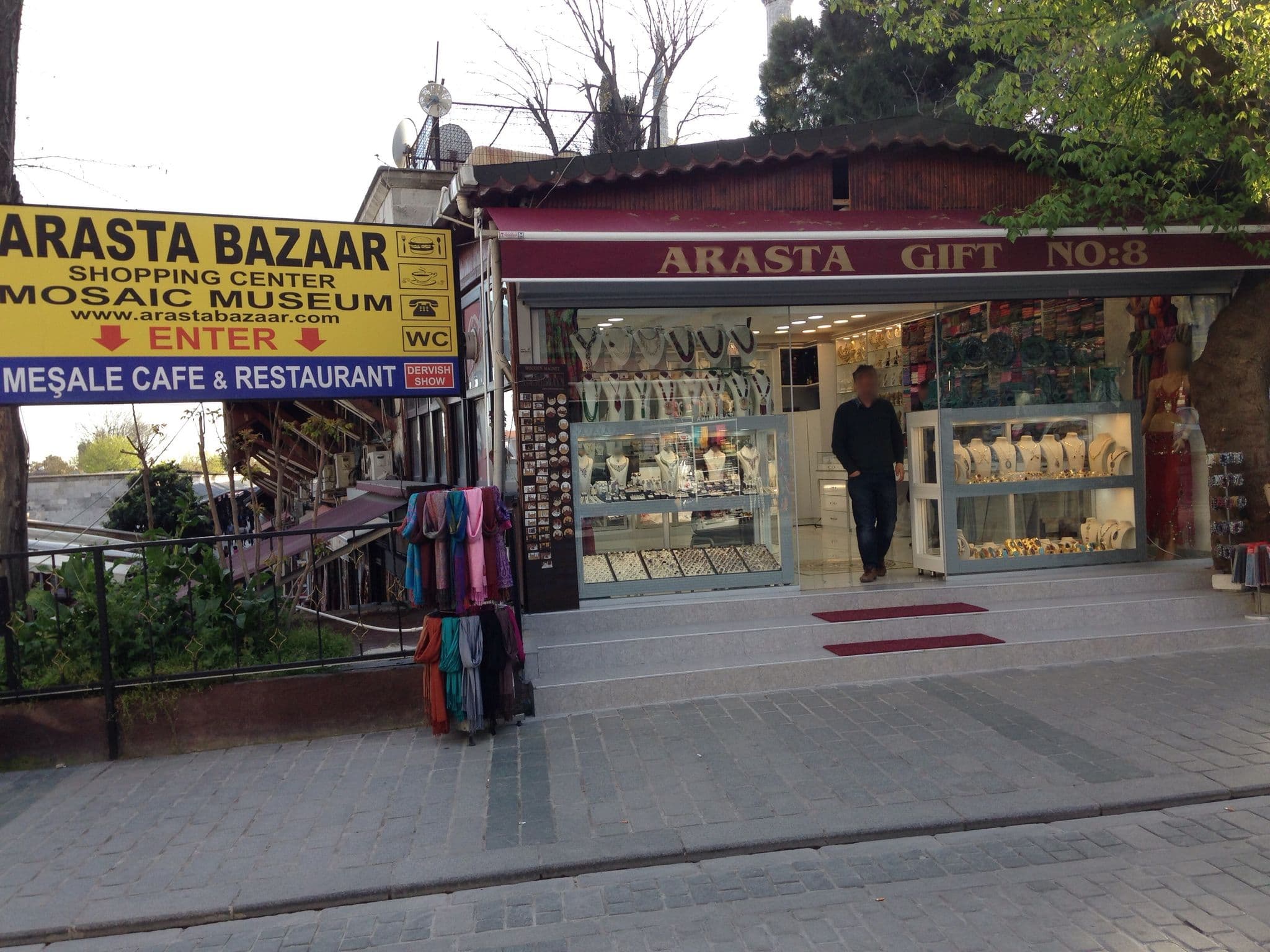 Street view near Armagrandi Spina Hotel, Sultanahmet