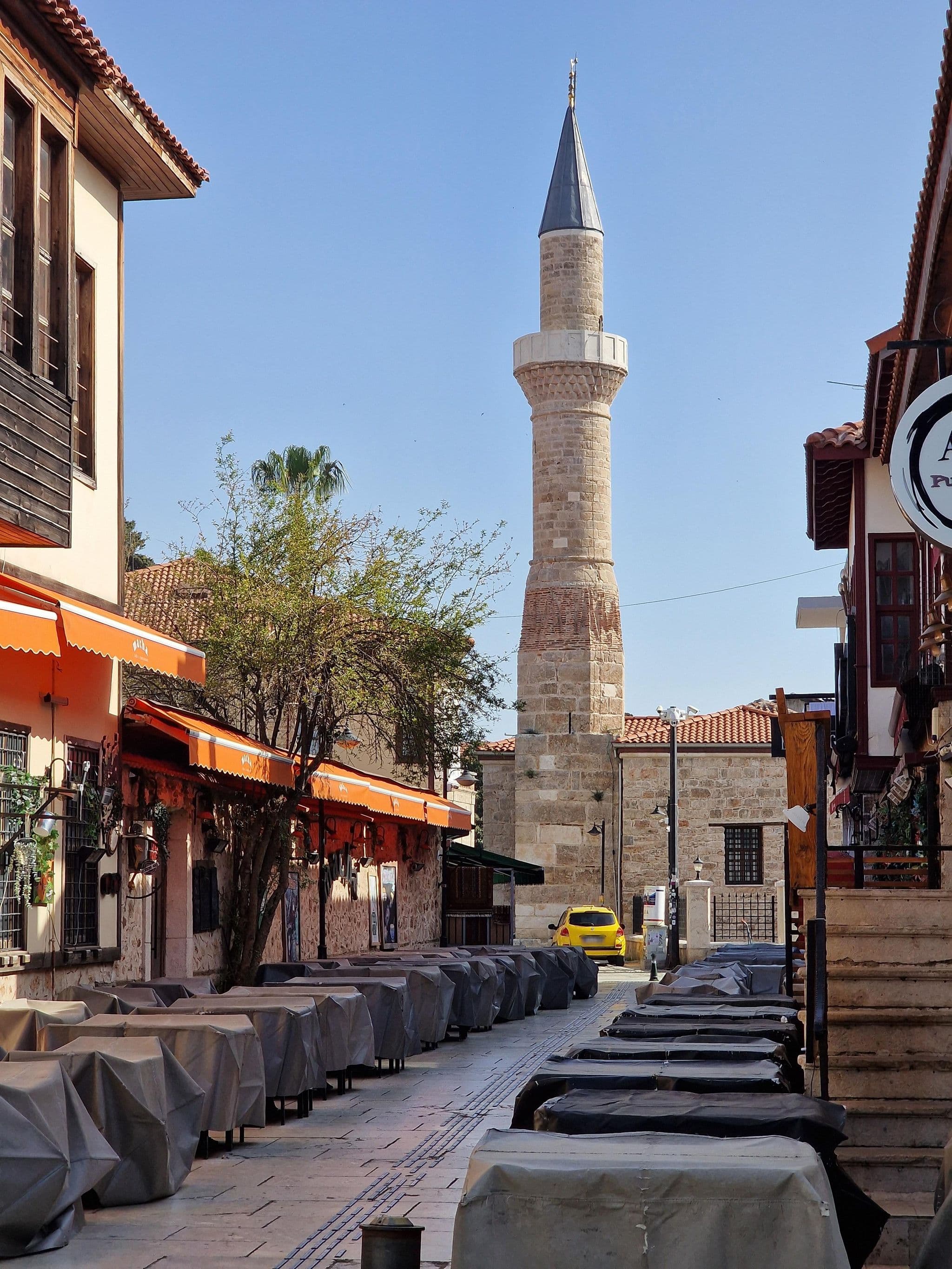 Street view near White Garden Pansiyon, Antalya