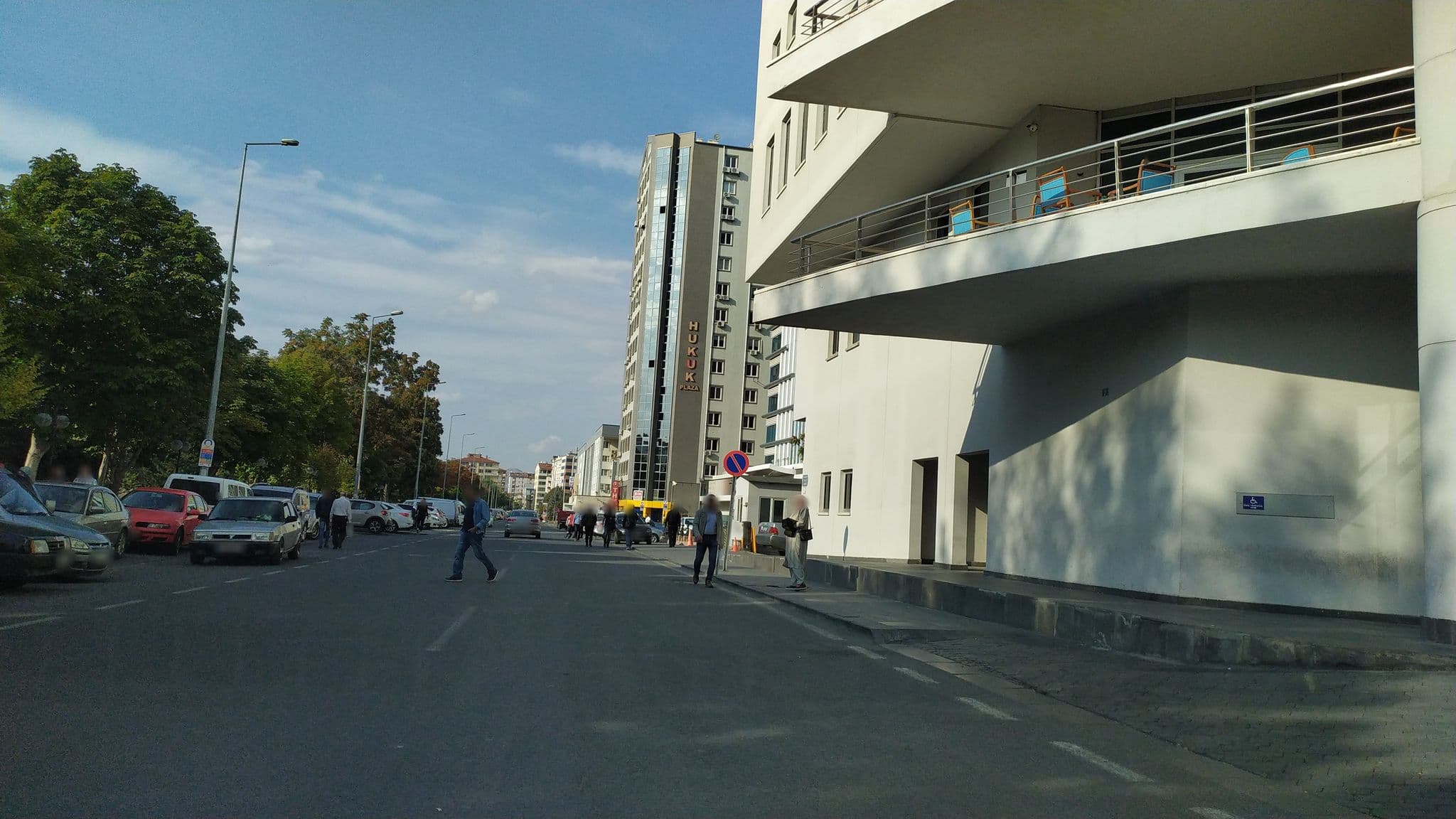 Street view near Wyndham Grand Kayseri, Kayseri — © ozenharun (CC BY-SA · Mapillary)