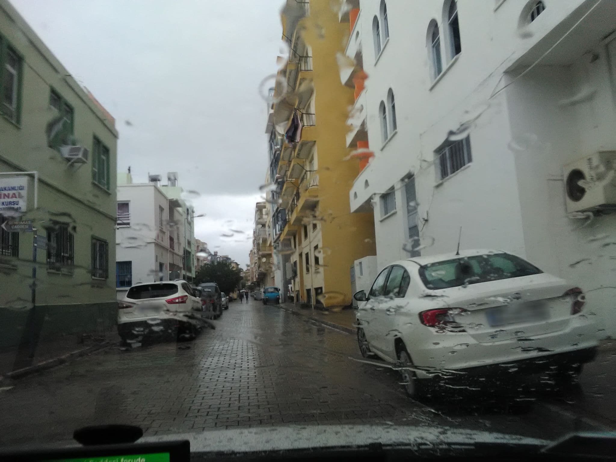 Street view near Güven Otel, Gazipaşa — © andershl (CC BY-SA · Mapillary)
