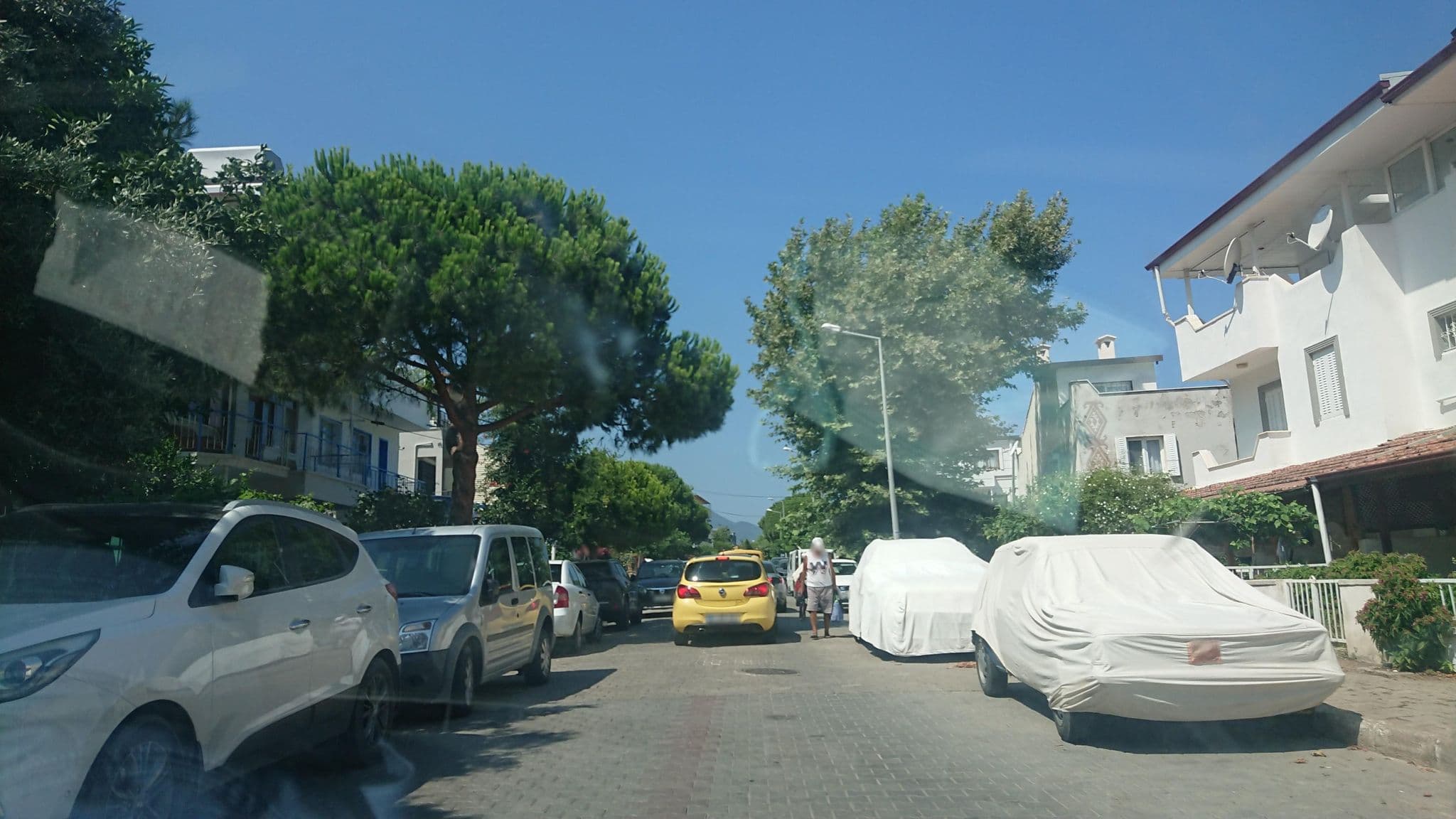 Street view near Akgül Pansiyon, Güzelçamlı — © kubikanber (CC BY-SA · Mapillary)