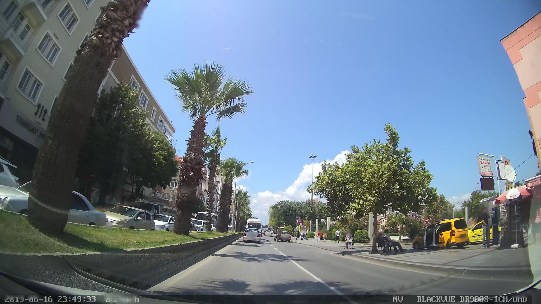 Street view near Temizay Otel, Çanakkale — © yercizenler (CC BY-SA · Mapillary)
