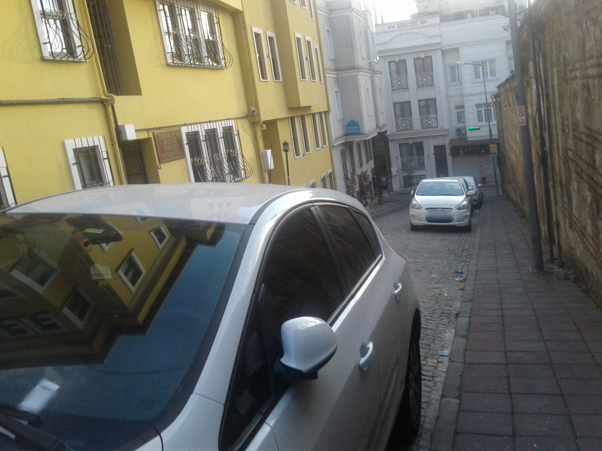Street view near Rumours Inn, Sultanahmet