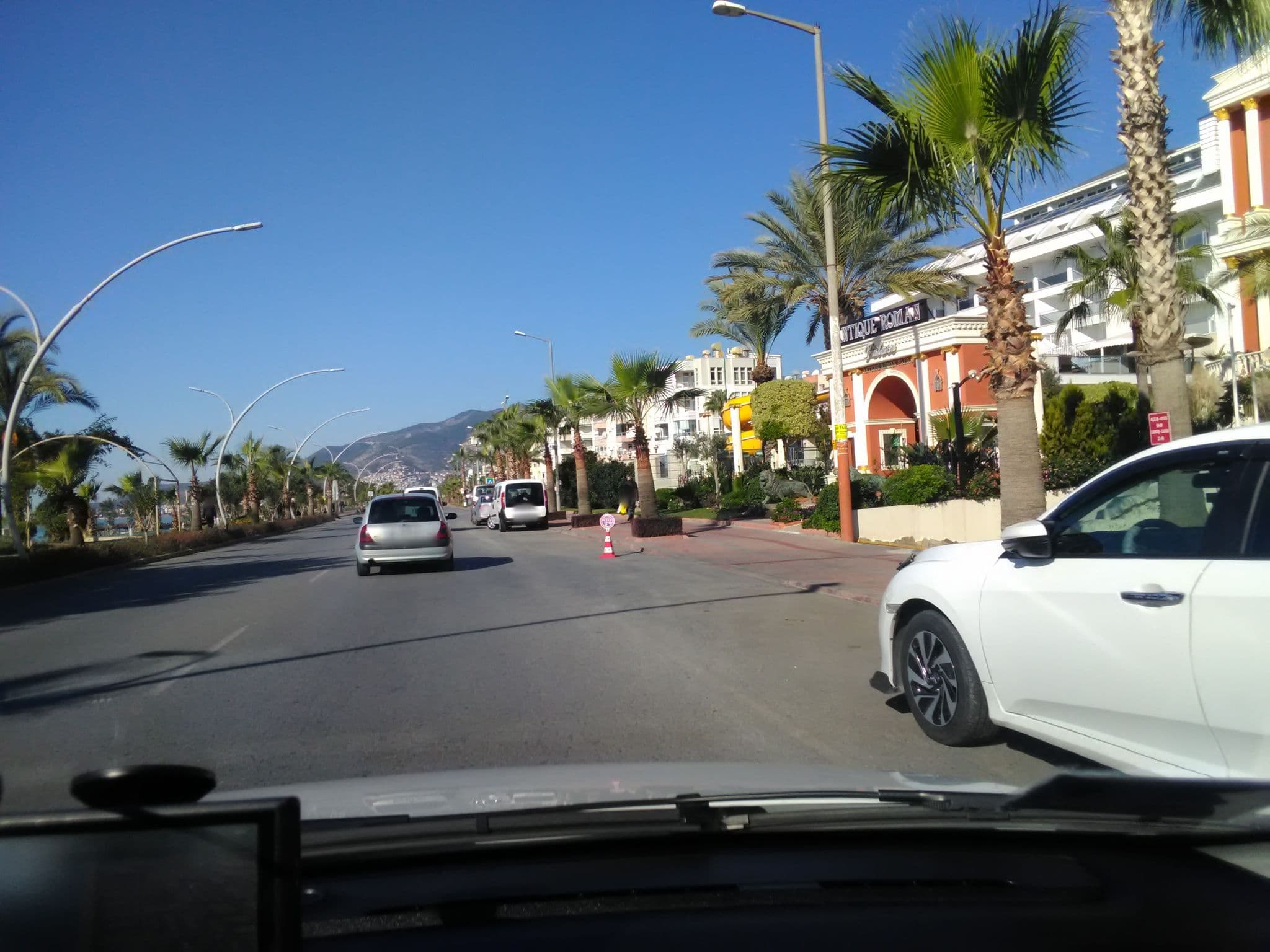 Street view near Emir Fosse Beach Hotel, Tosmur — © andershl (CC BY-SA · Mapillary)