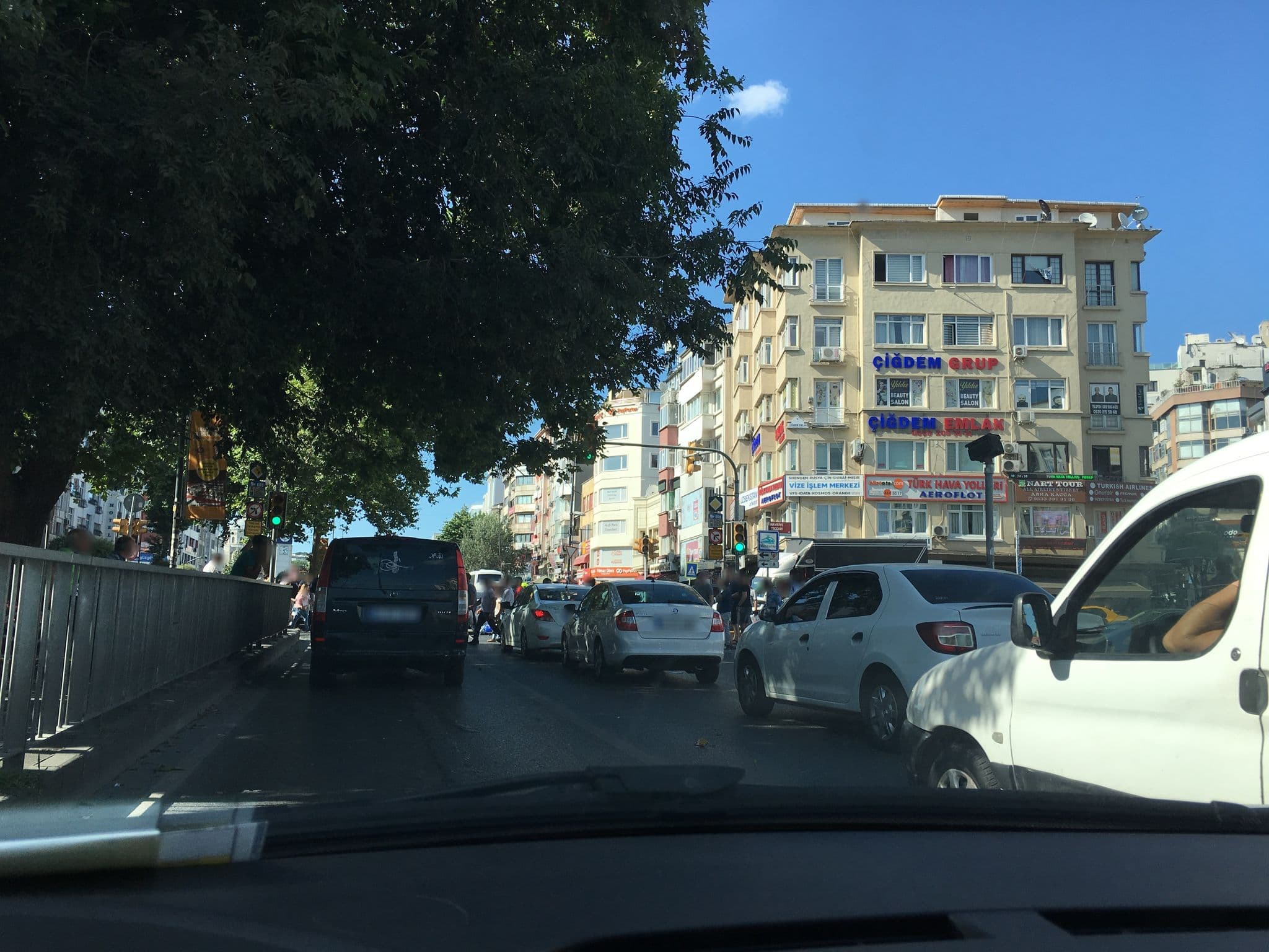 Street view near Madrid Hotel, Istanbul