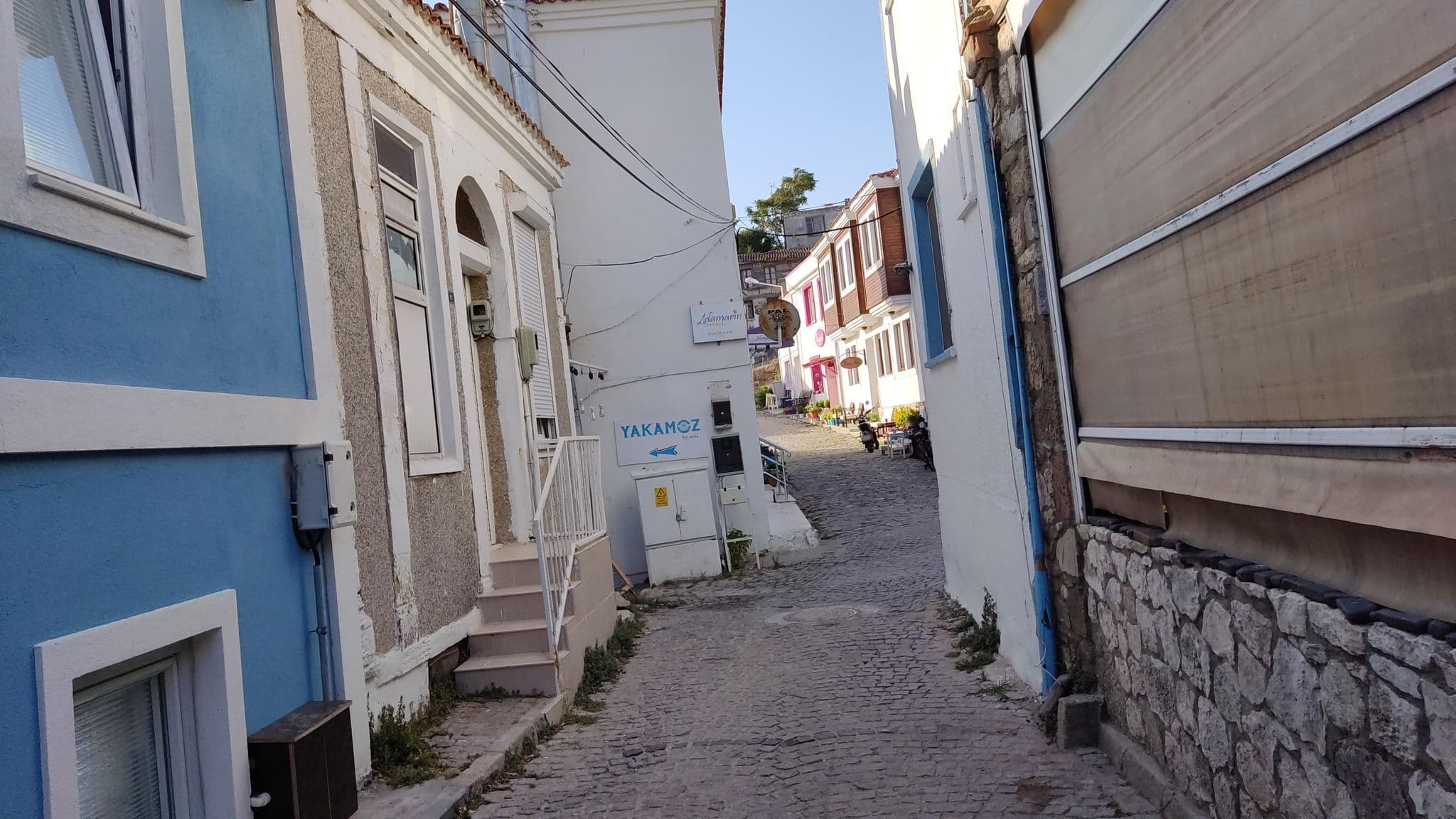 Street view near Otel Rüzgar Gülü, Bozcaada — © orkut (CC BY-SA · Mapillary)