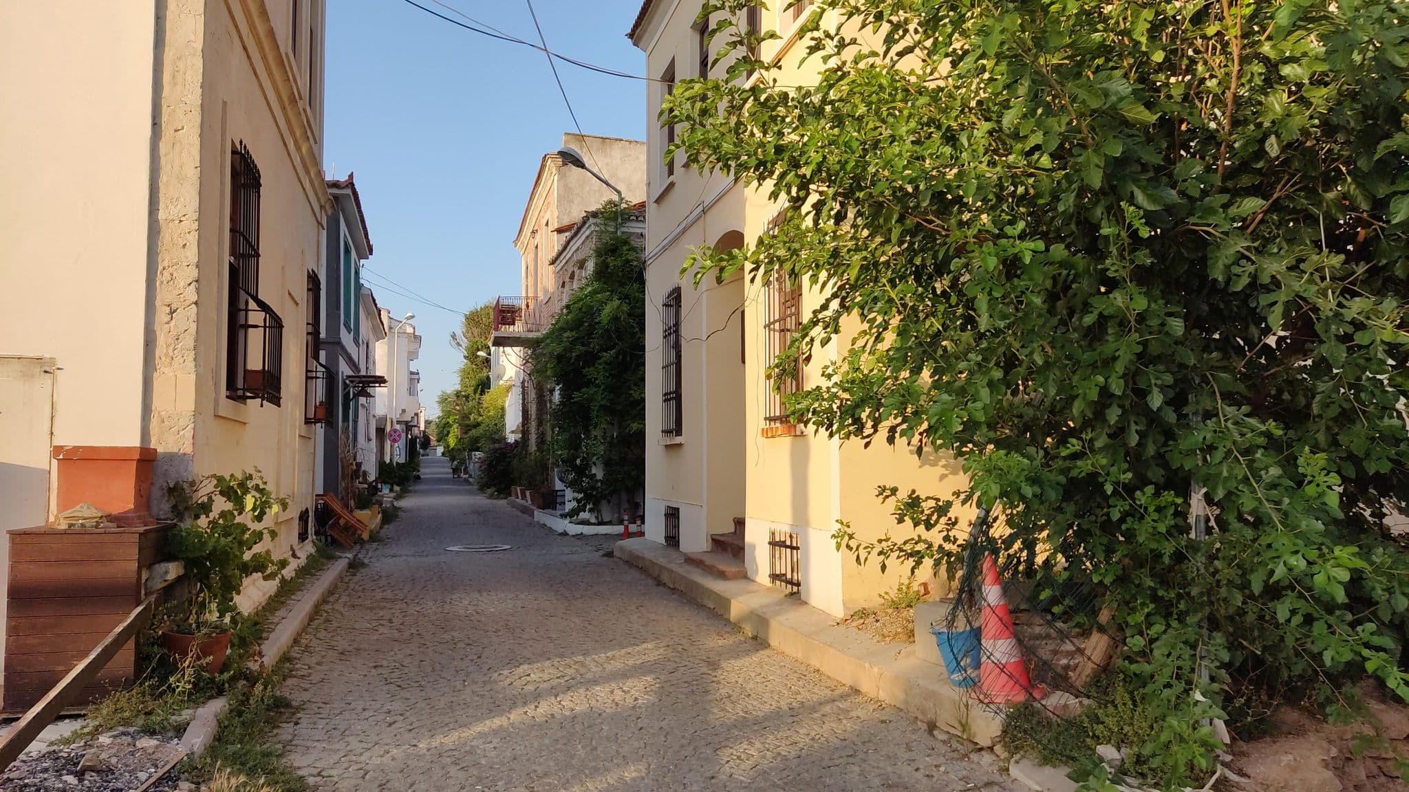 Street view near Kafkas Pansiyon, Bozcaada — © orkut (CC BY-SA · Mapillary)