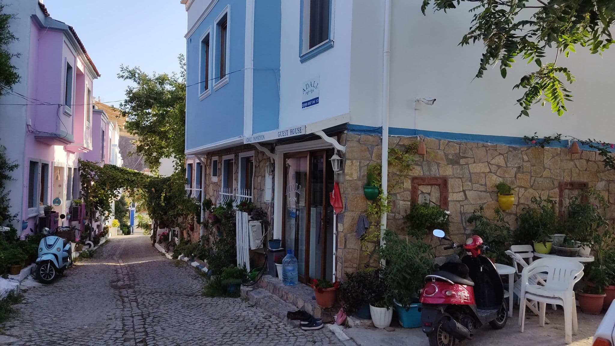 Street view near Adalı Guest House, Bozcaada — © orkut (CC BY-SA · Mapillary)
