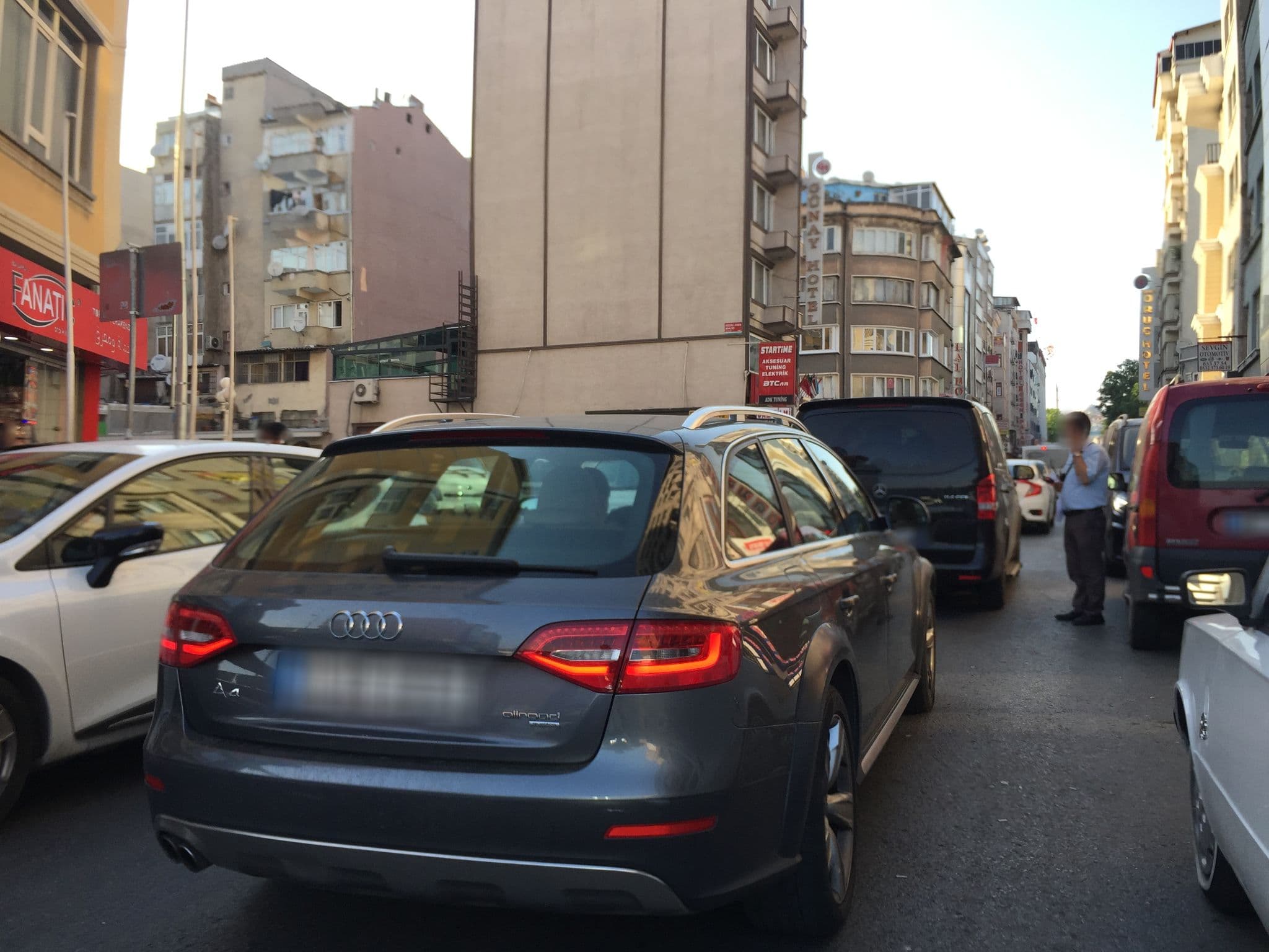 Street view near Otel hobby, Istanbul
