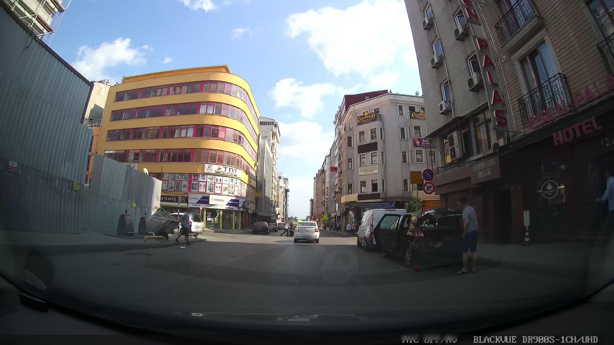 Street view near Hotel Pamir, Istanbul