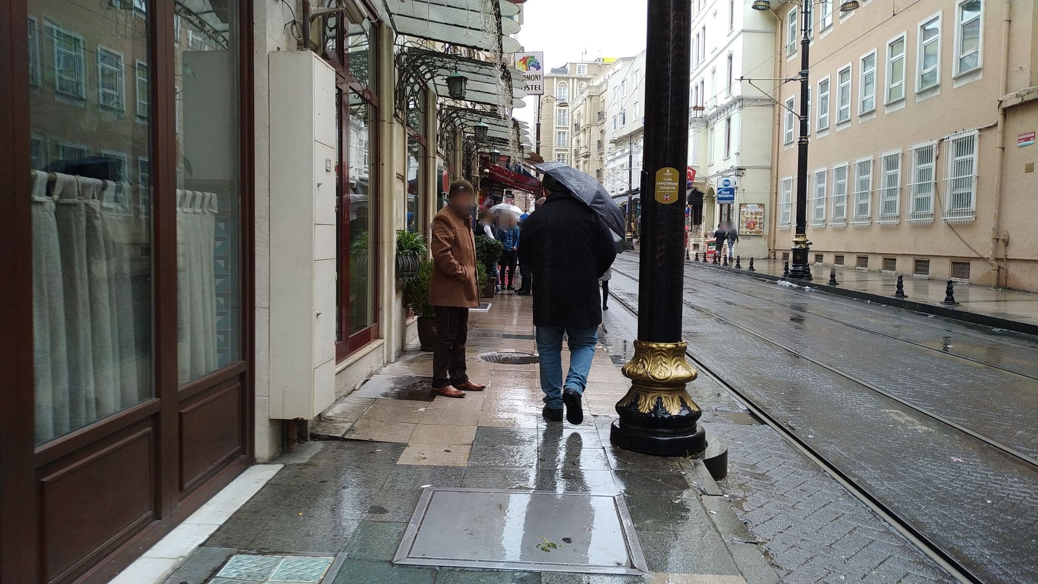 Street view near Harmony Hostel, Eminönü