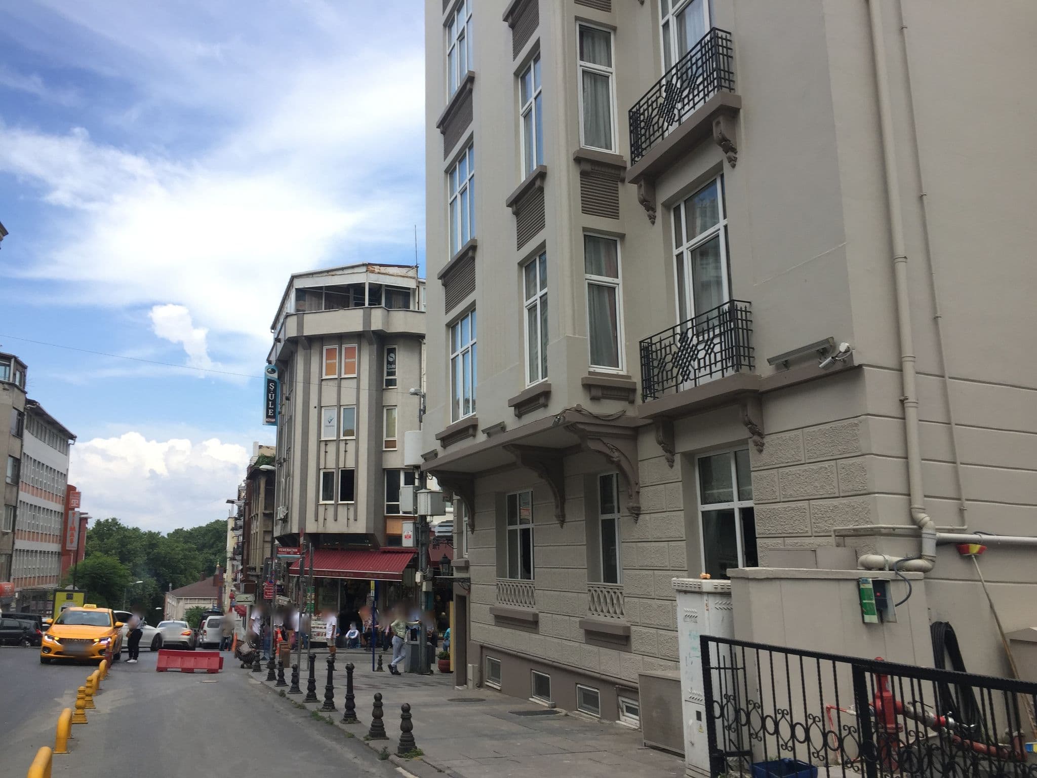 Street view near Adamar Hotel, Sultanahmet