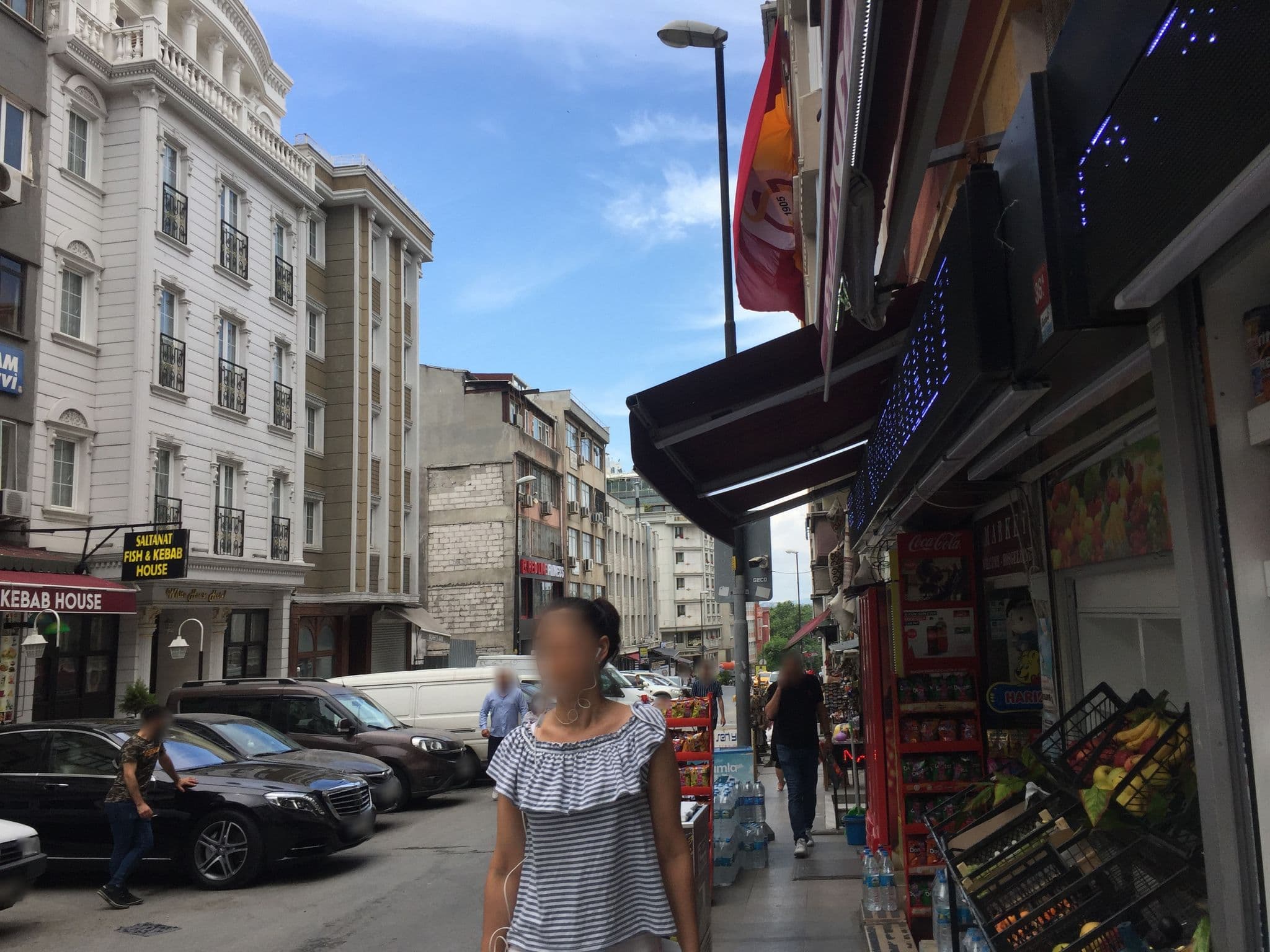 Street view near White House Hotel Istanbul, Sultanahmet