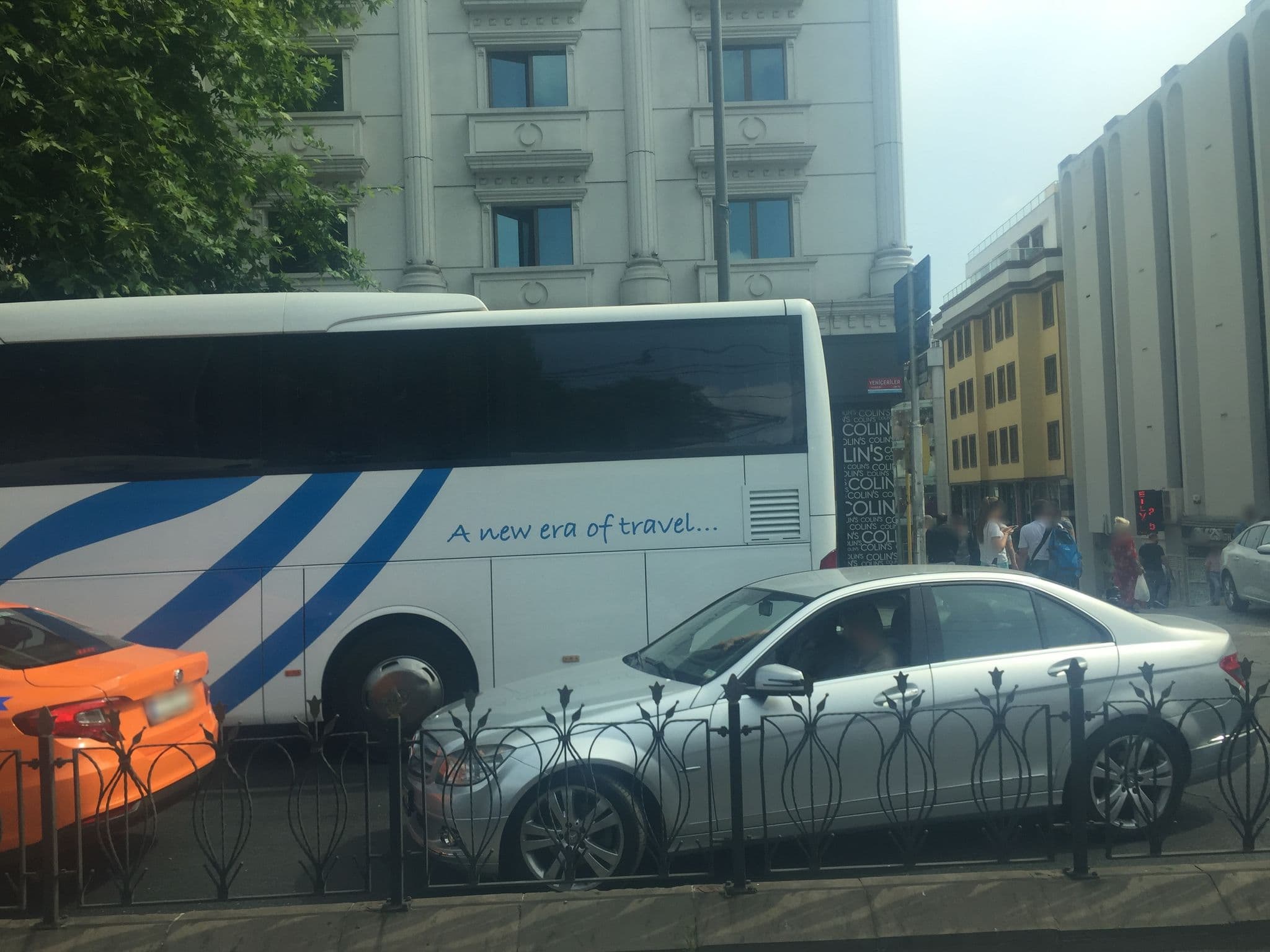 Street view near Beyazsaray hotel, Eminönü