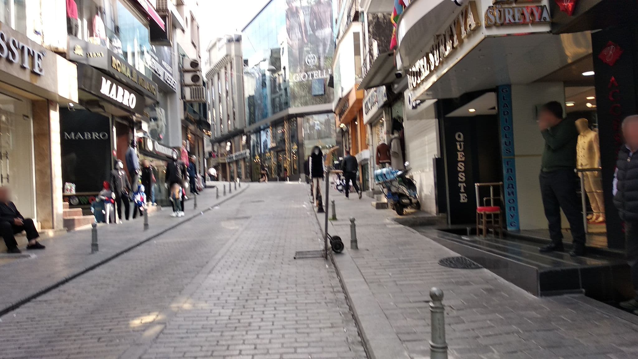 Street view near Polanin Hotel, Istanbul