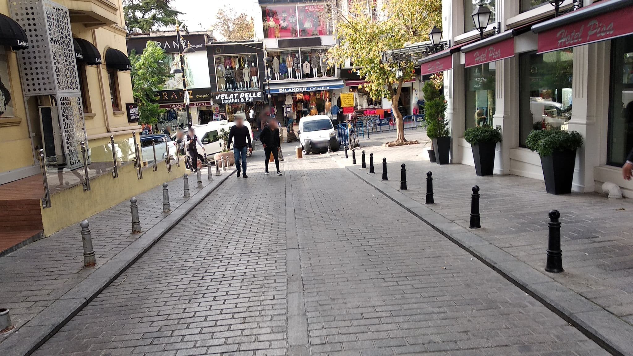 Street view near Hotel Pisa, Istanbul