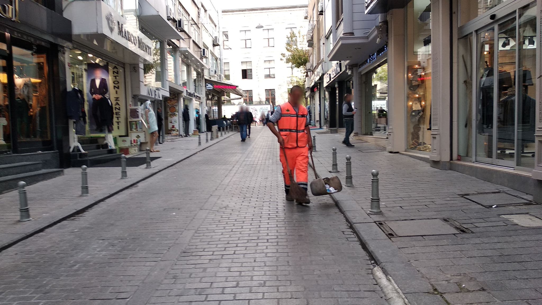 Street view near Samir Hotel, Istanbul — © boracasli (CC BY-SA · Mapillary)