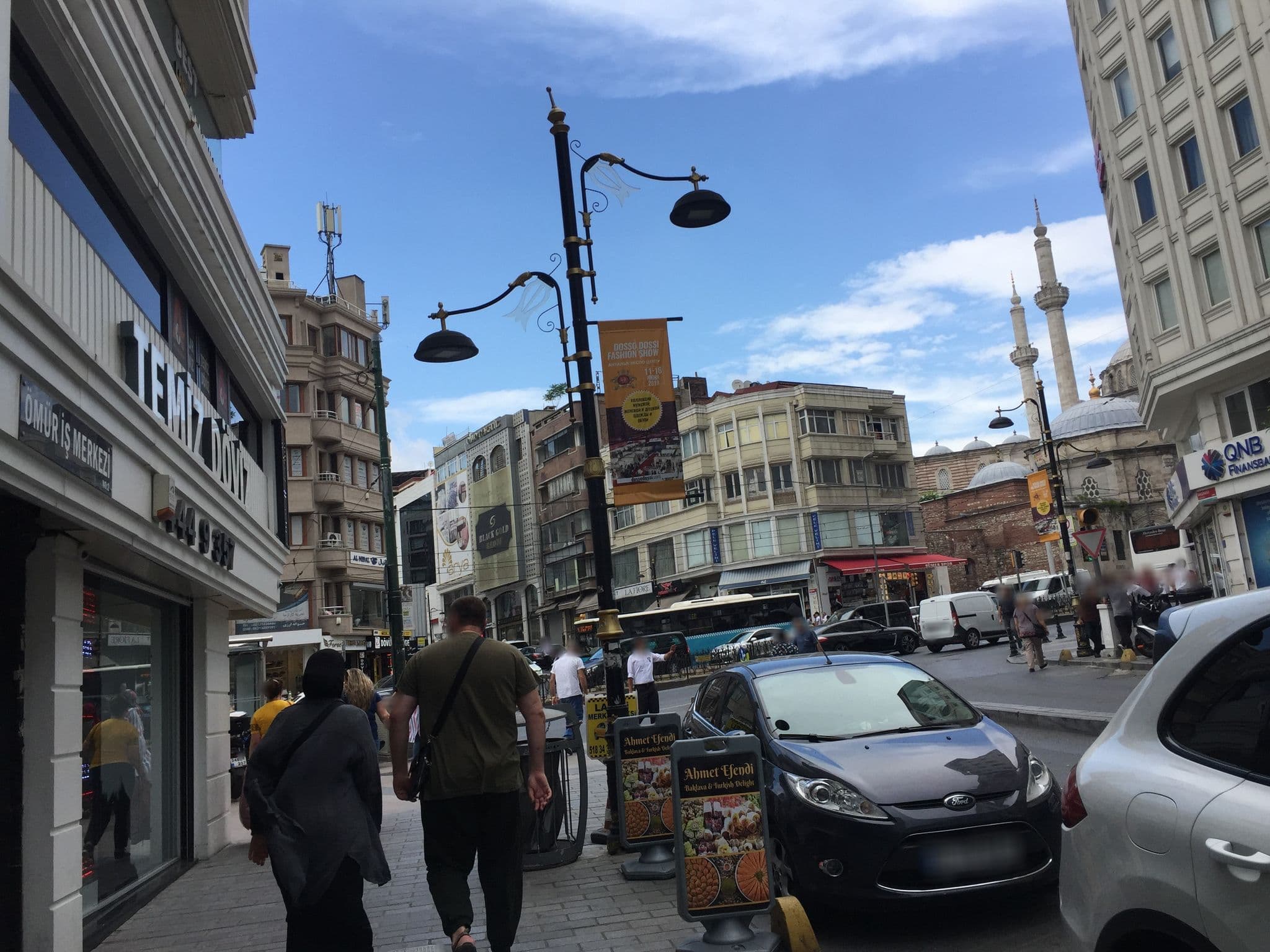 Street view near Amethyst Hotel, Istanbul
