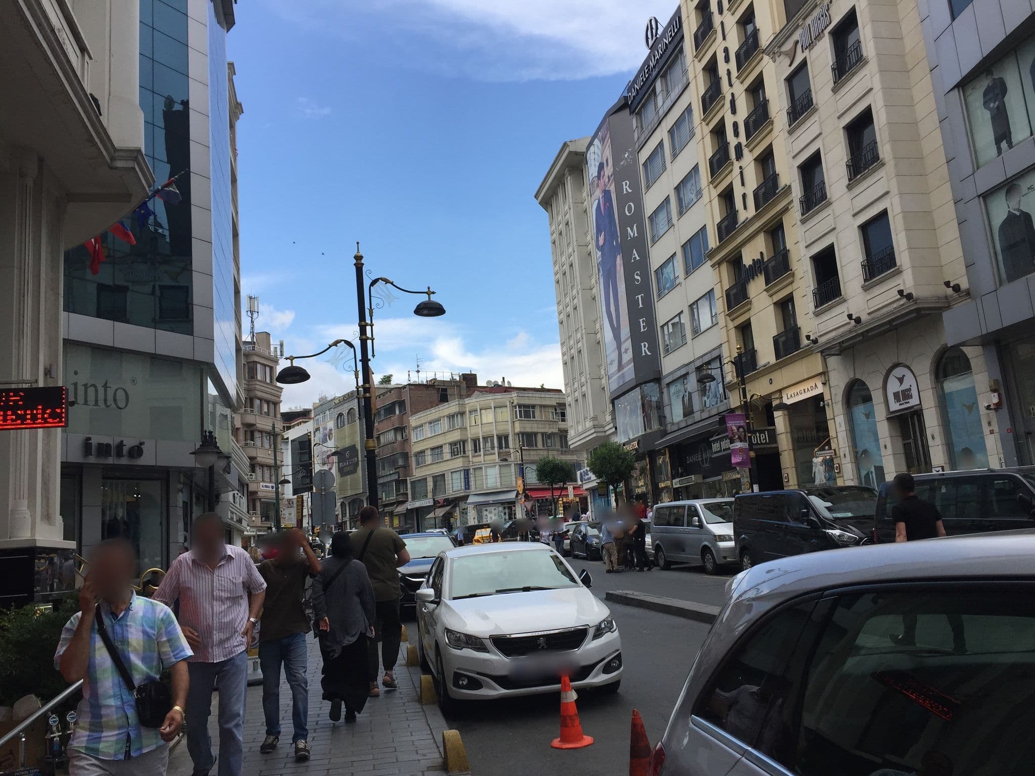 Street view near River Hotel, Istanbul