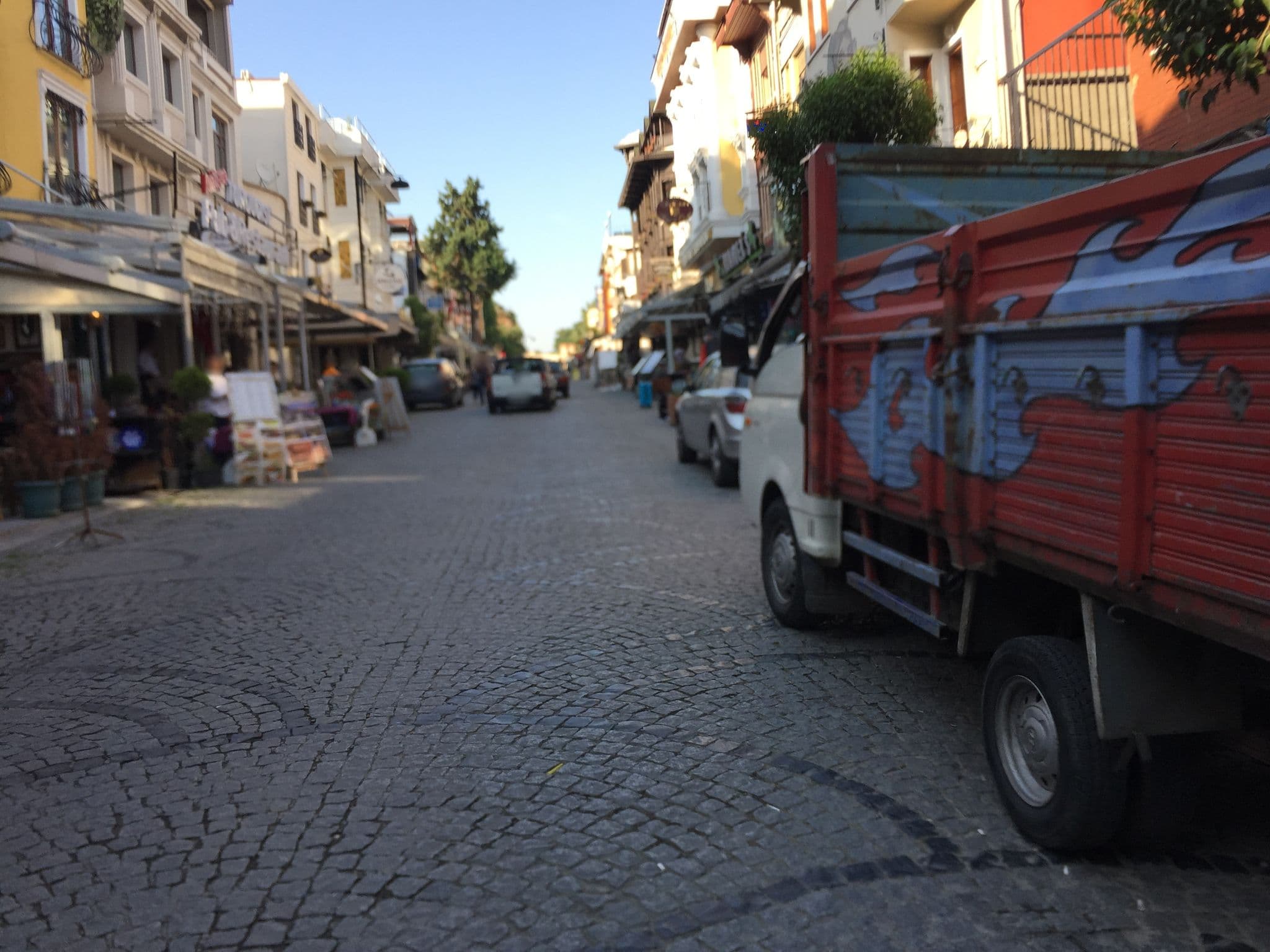 Street view near Magnaura House Hotel, Sultanahmet — © sessiznotalar (CC BY-SA · Mapillary)