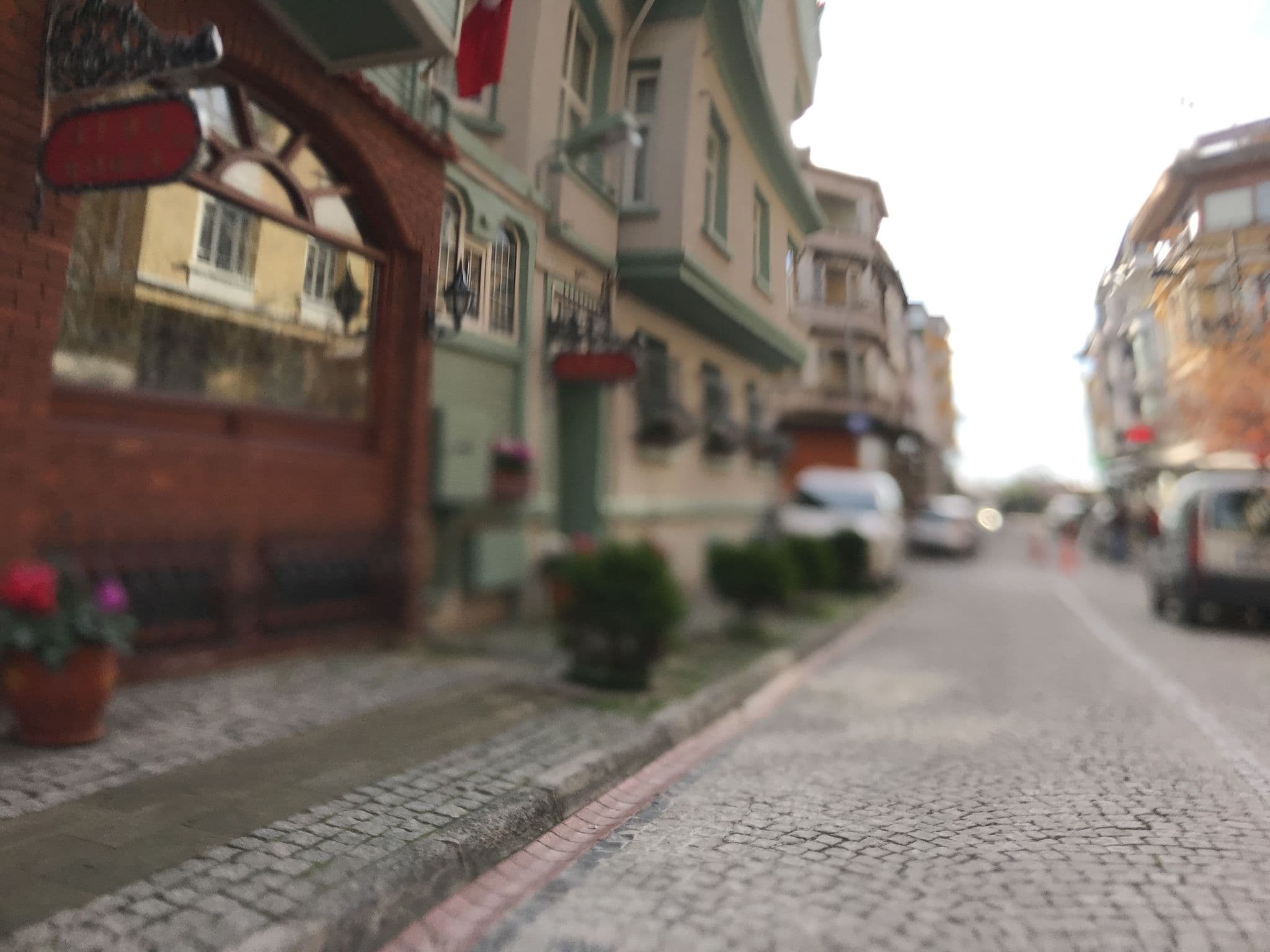 Street view near Hotel Uyan, Sultanahmet — © asturksever (CC BY-SA · Mapillary)
