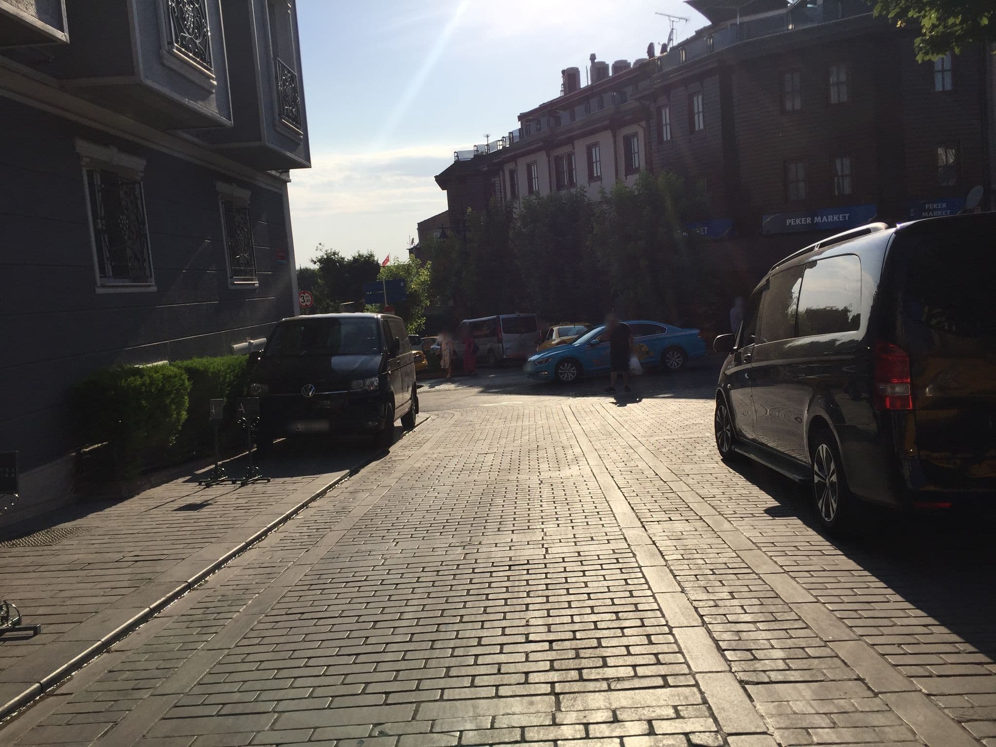 Street view near Sefa Hotel, Sultanahmet