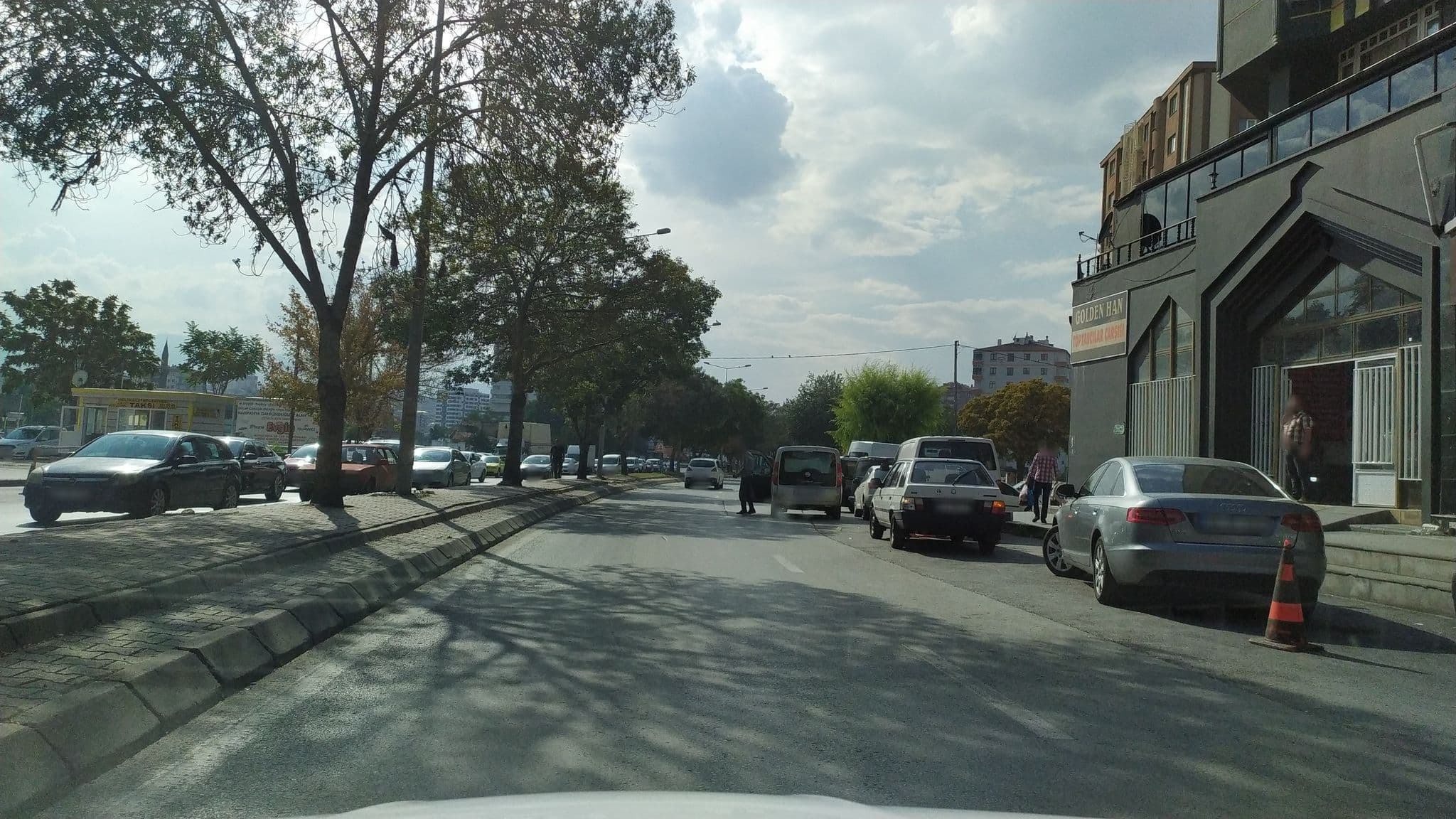 Street view near Vatan Konukevi, Kayseri — © ozenharun (CC BY-SA · Mapillary)