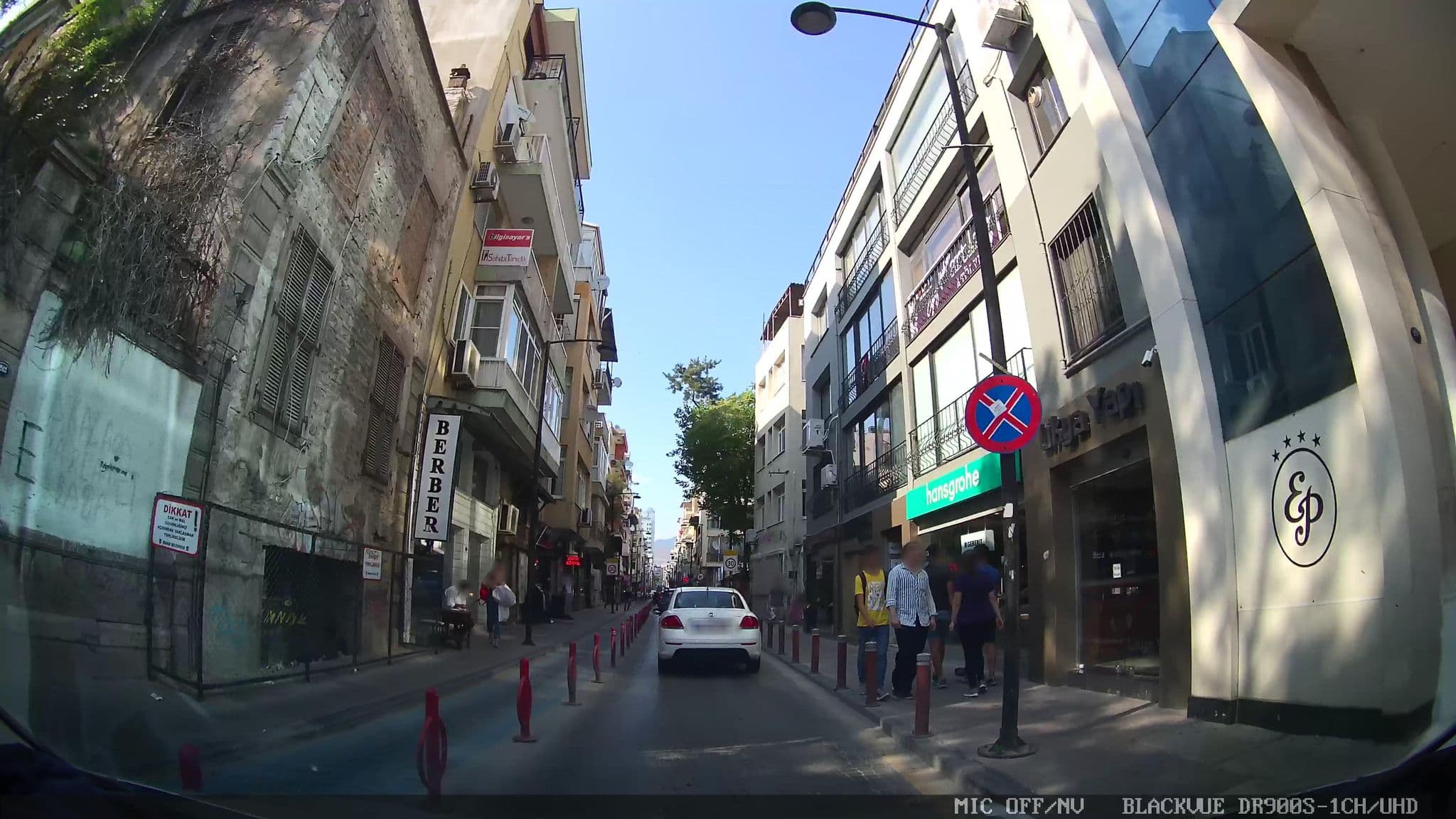 Street view near Ege Palas Business Hotel, İzmir — © asturksever (CC BY-SA · Mapillary)