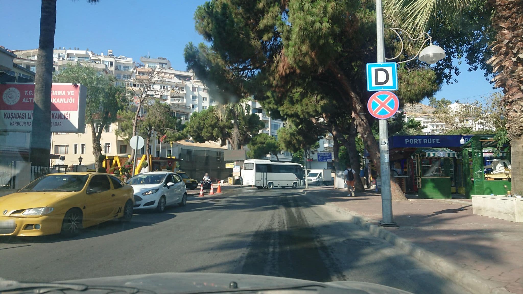 Street view near Liman Hotel, Kuşadası — © kubikanber (CC BY-SA · Mapillary)