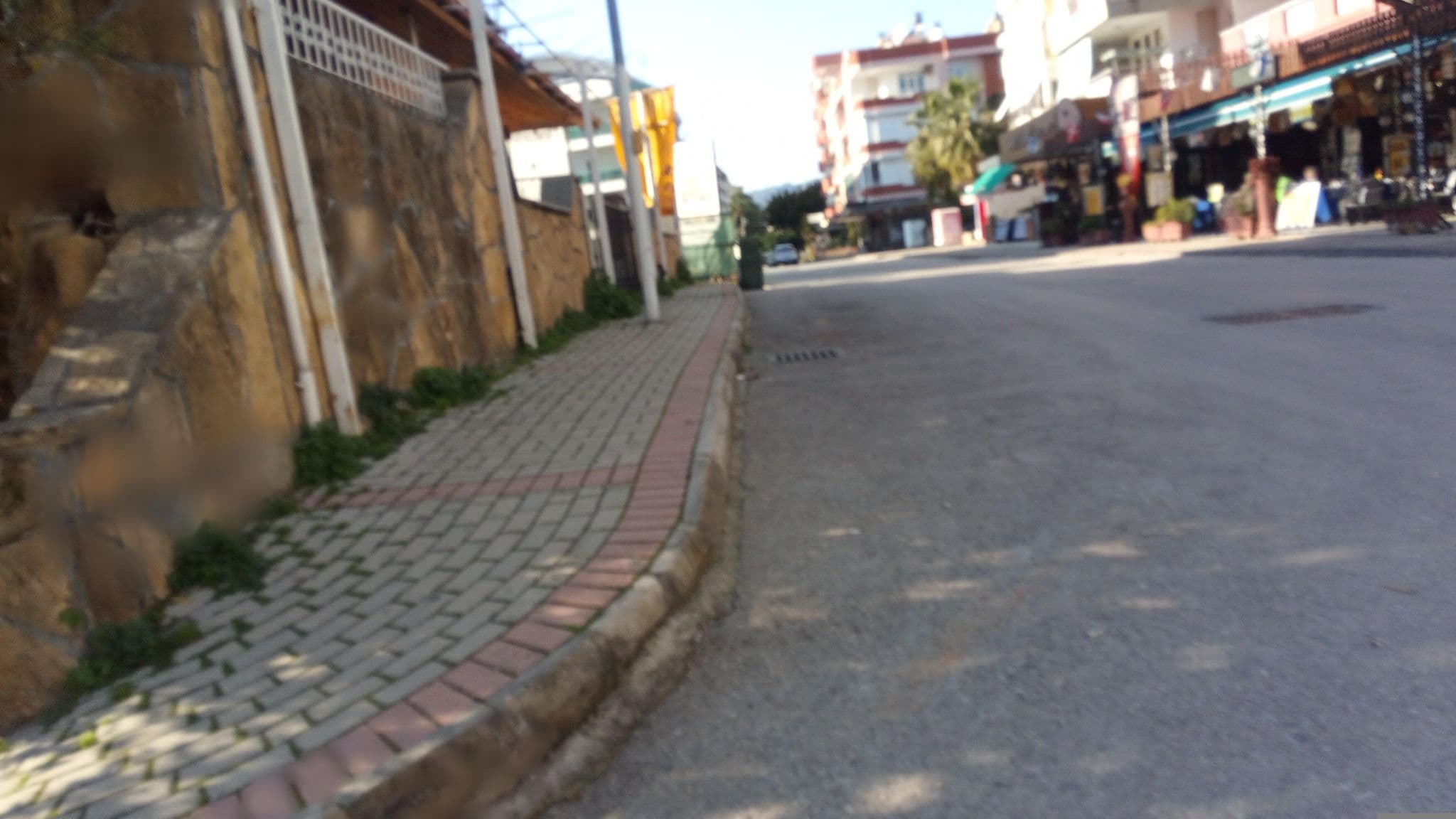 Street view near Otel Azelia, Alanya — © shoorick (CC BY-SA · Mapillary)