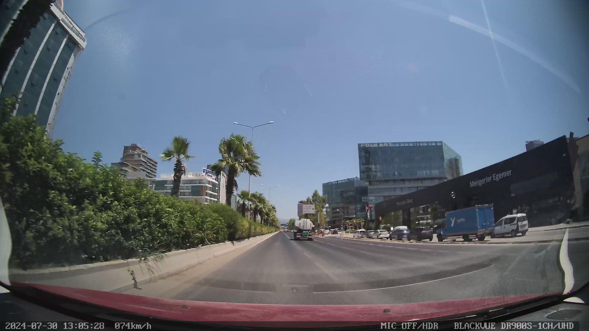 Street view near Otel Ocakoglu, İzmir — © unen (CC BY-SA · Mapillary)