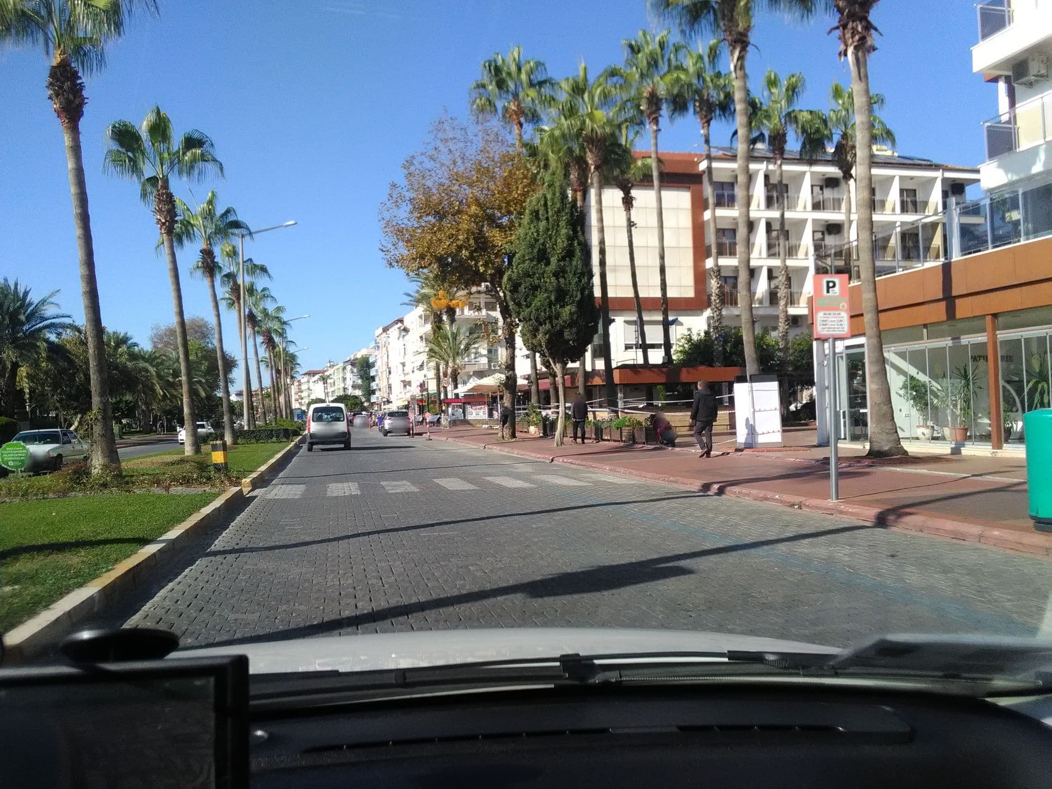 Street view near Eftalia Aytur, Alanya — © andershl (CC BY-SA · Mapillary)
