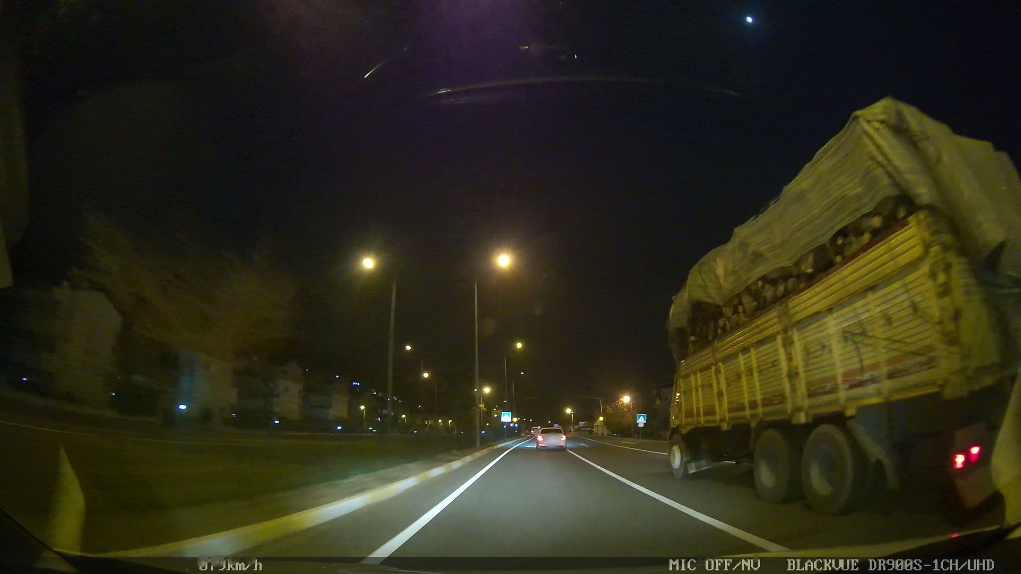 Street view near Özdemir Apart, Altınoluk — © asturksever (CC BY-SA · Mapillary)
