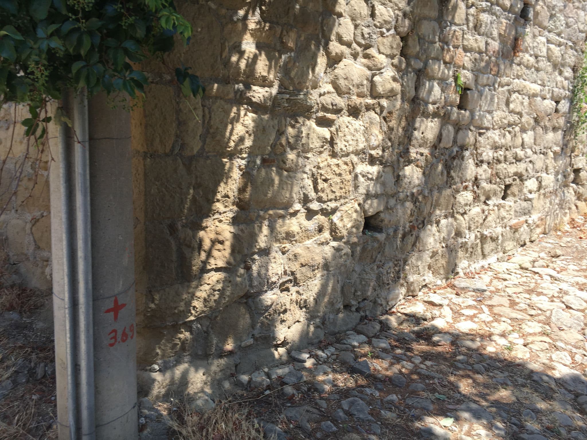 Street view near Hünnaphan Butik Hotel, Altınoluk — © semi (CC BY-SA · Mapillary)