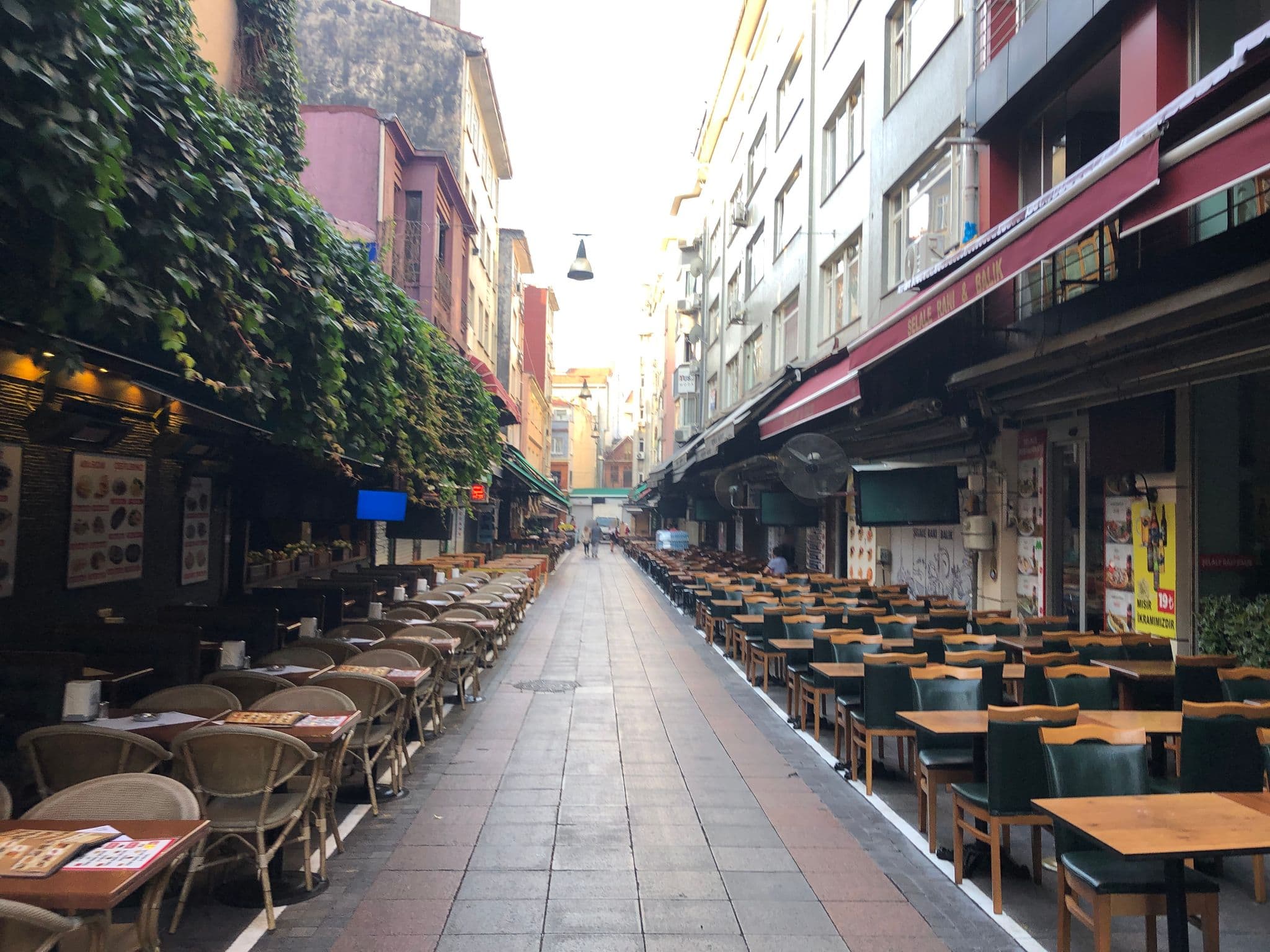 Street view near Kuzen Otel, Salacak — © yercizenler (CC BY-SA · Mapillary)