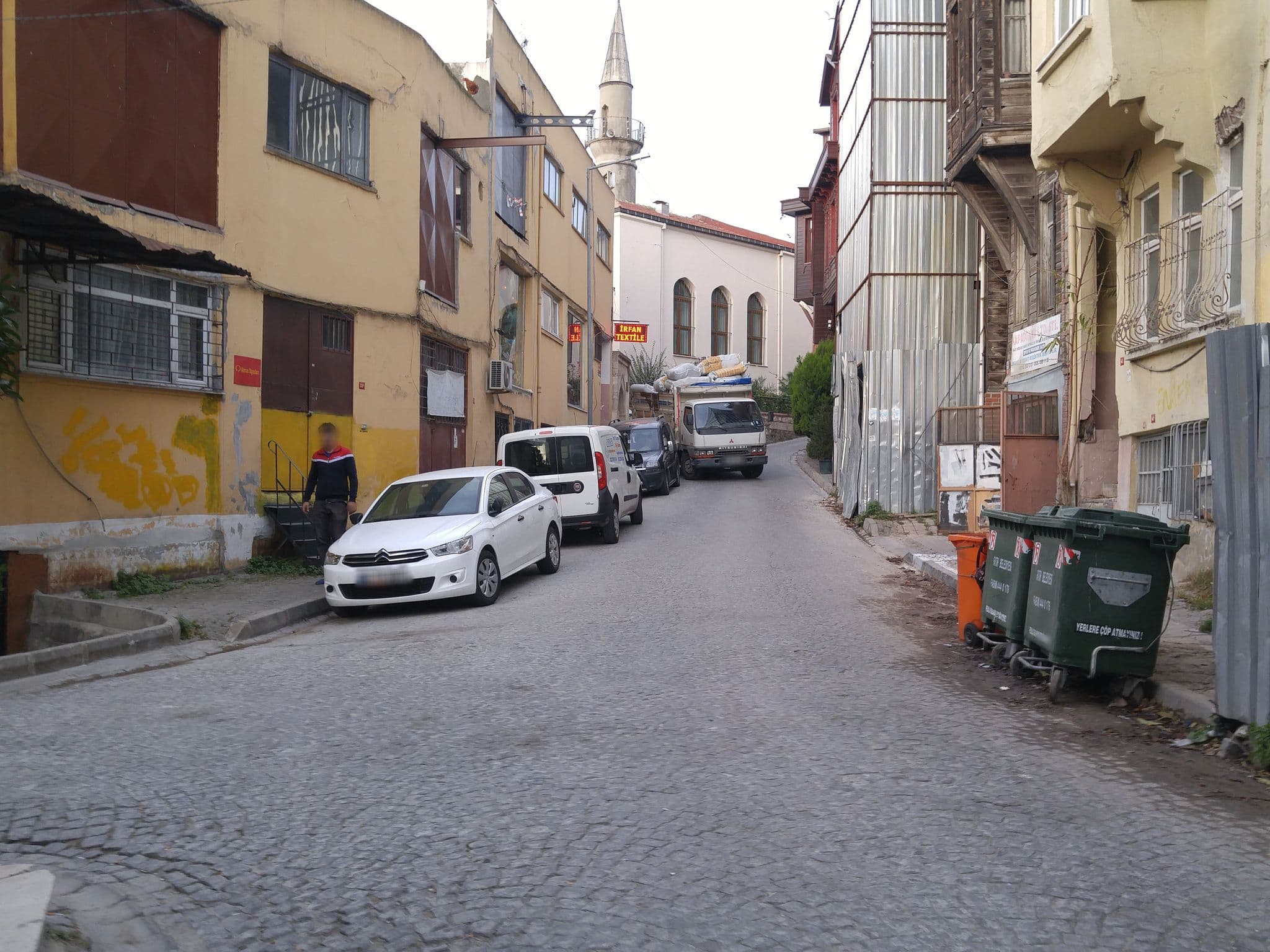 Street view near Amida, Sultanahmet — © eneerhut (CC BY-SA · Mapillary)