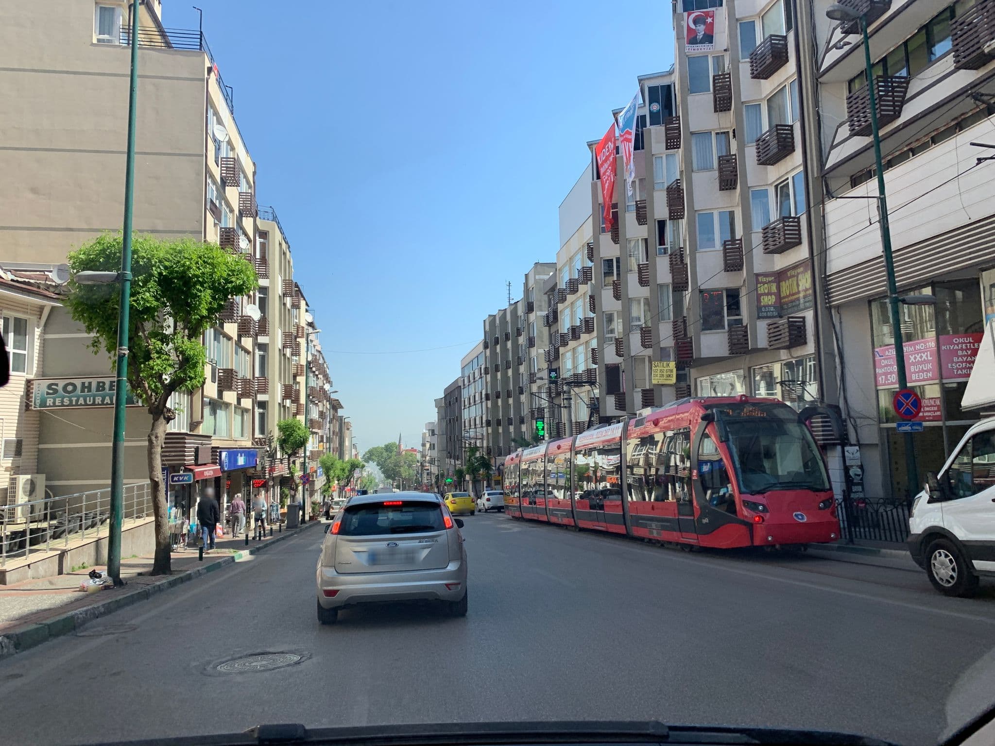 Street view near Saray Otel, Bursa — © empty (CC BY-SA · Mapillary)