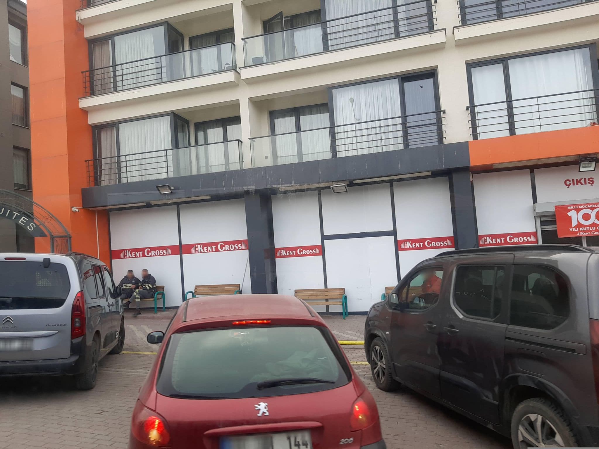 Street view near Atrium Suites Gölbaşı, Gölbaşı — © BeronTheColossus (CC BY-SA · Mapillary)
