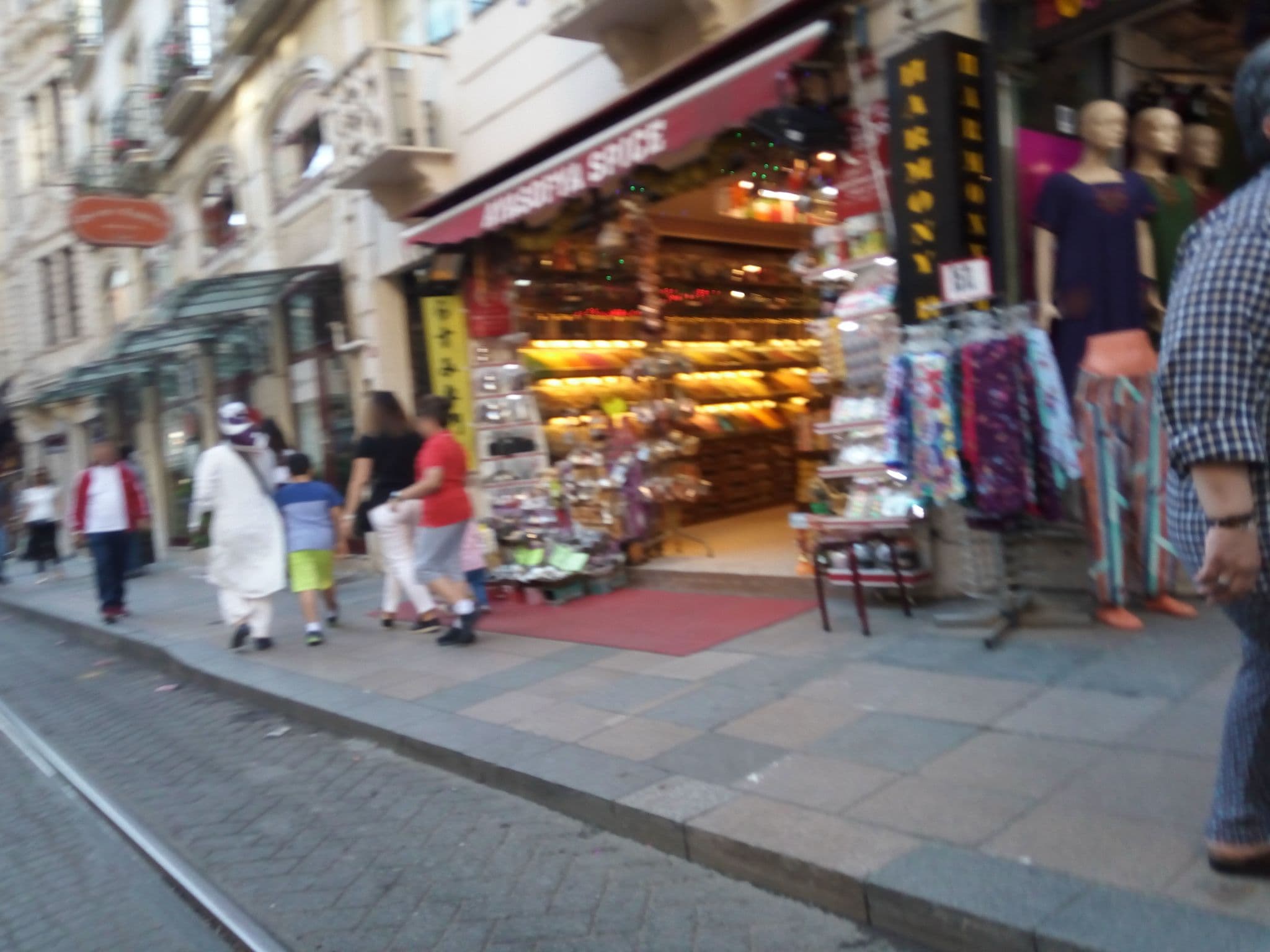 Street view near My Dream Istanbul Hotel, Eminönü